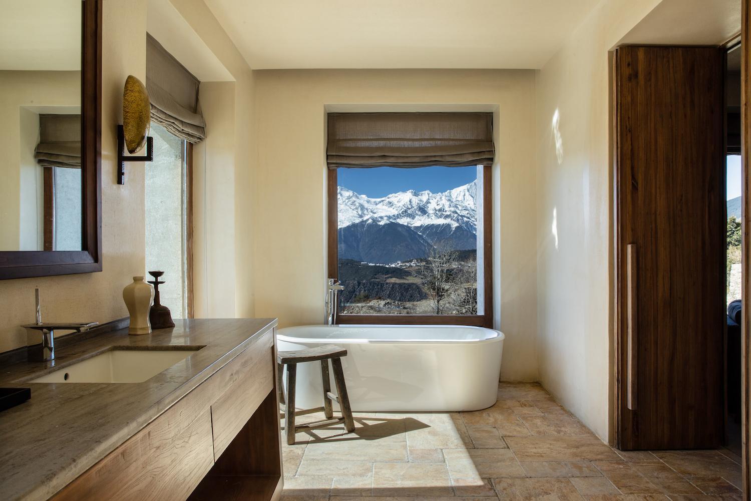 Sunyata Hotel. Deqin Meili