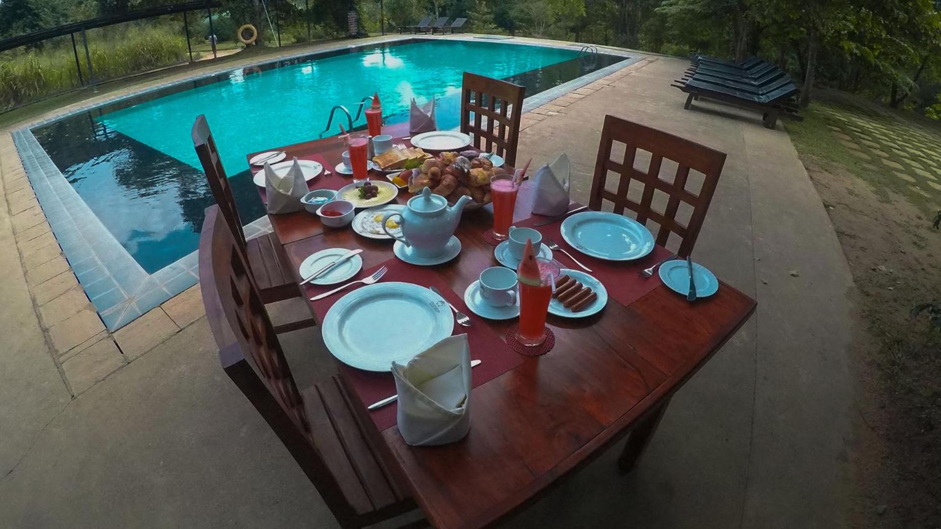 Pinthaliya Resort
