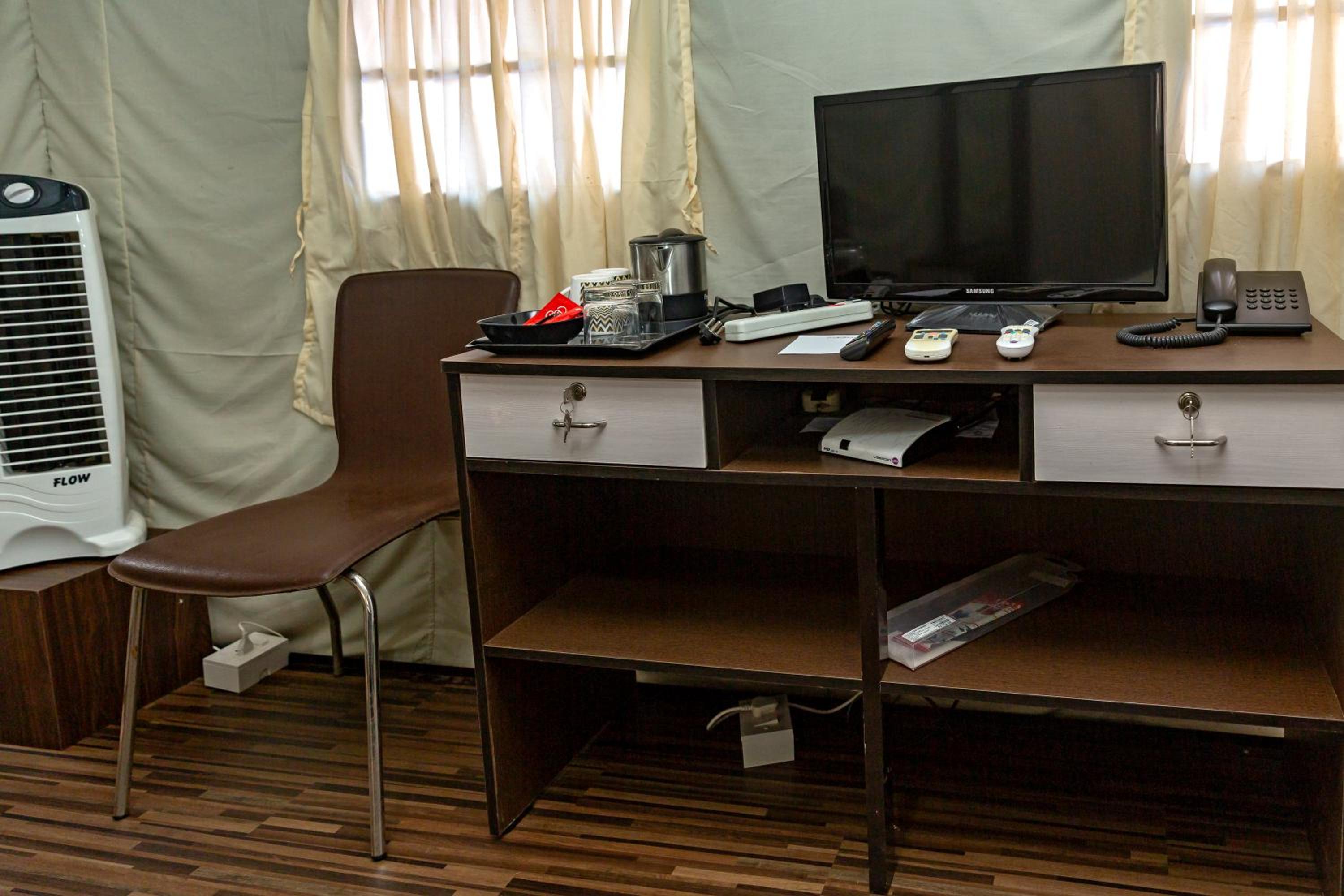 Tent-O-Treat Premium Rooms near Dapoli view 3