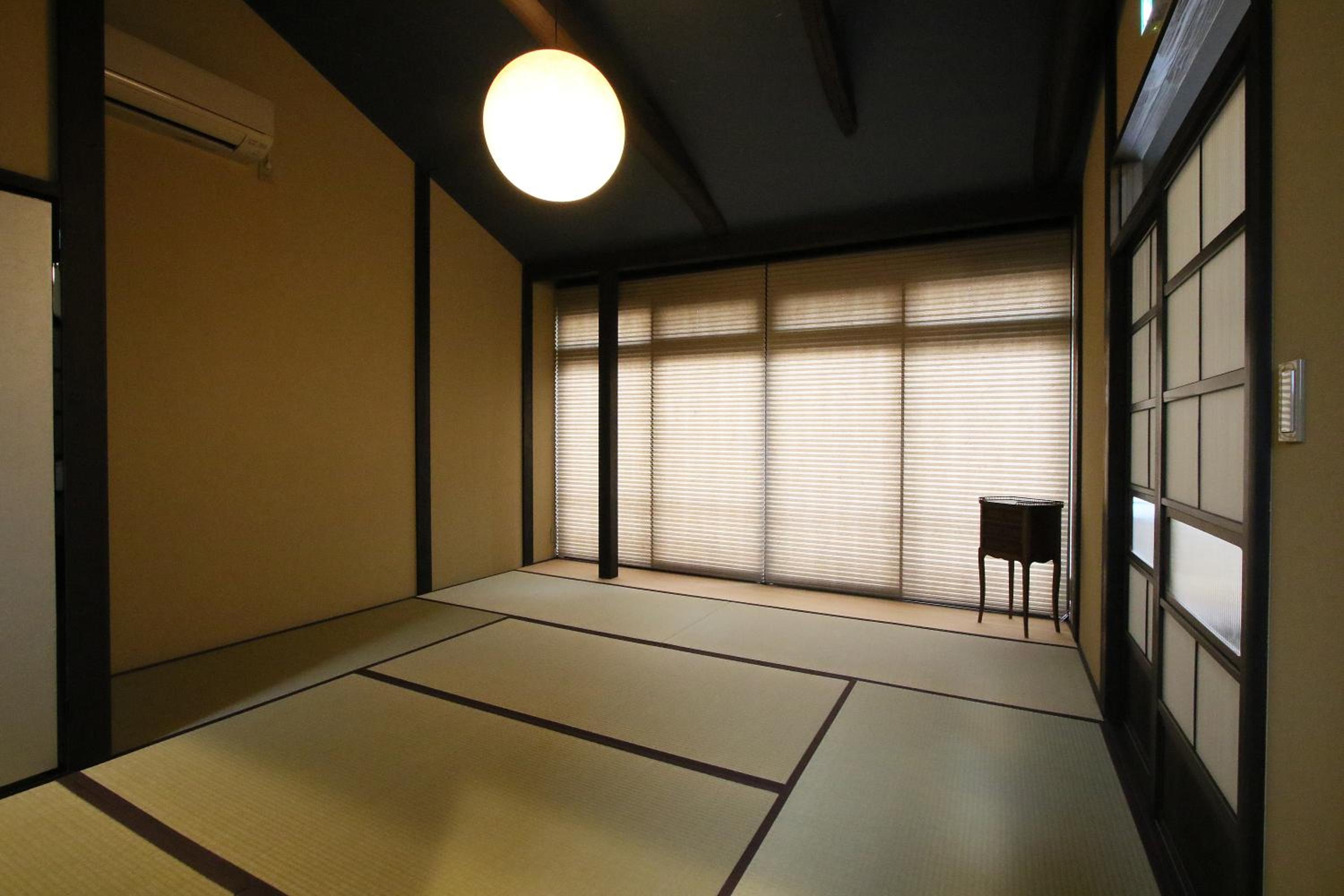 Chizuruan view 2