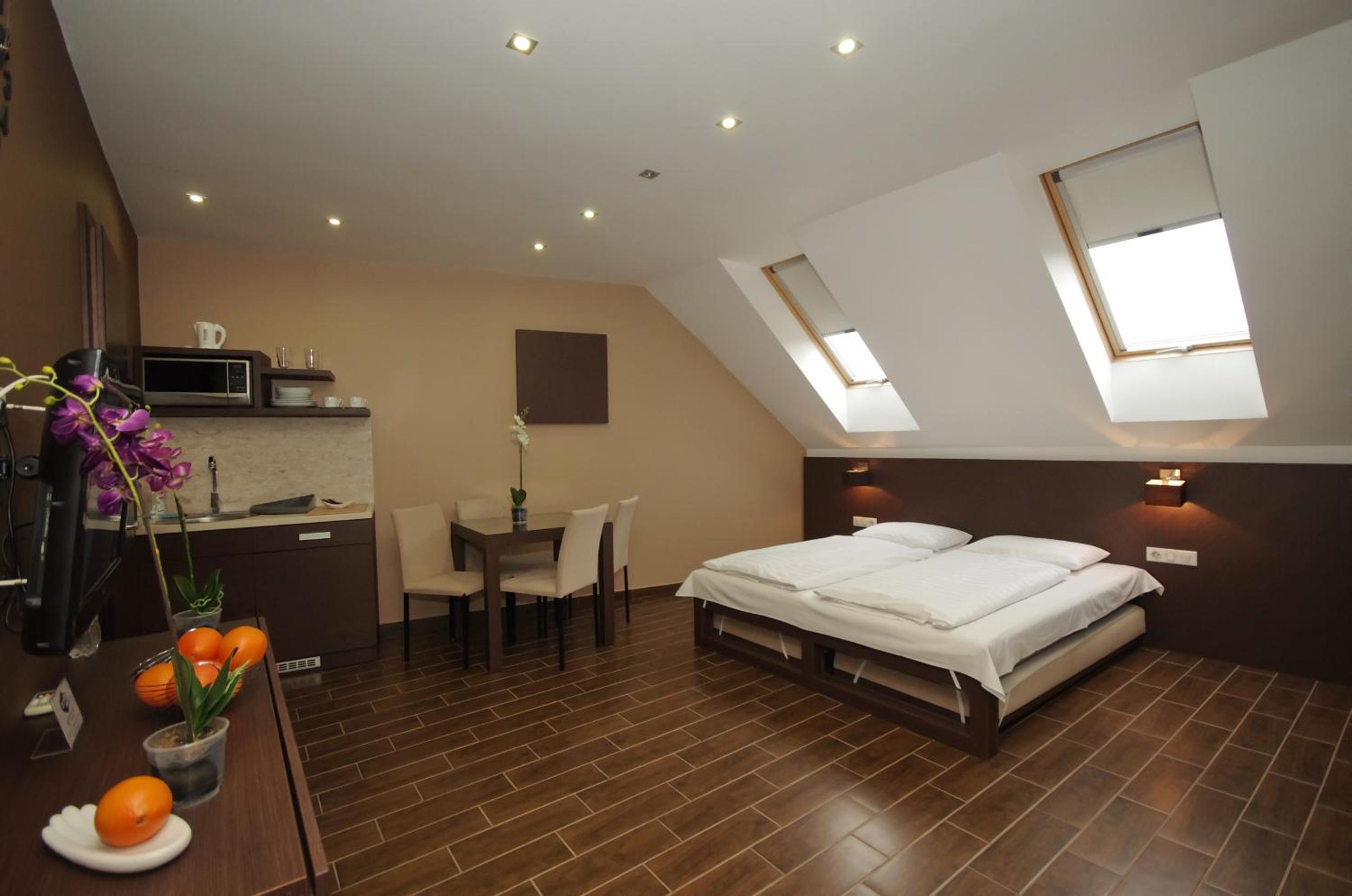 Royal Residence Apartments view 5