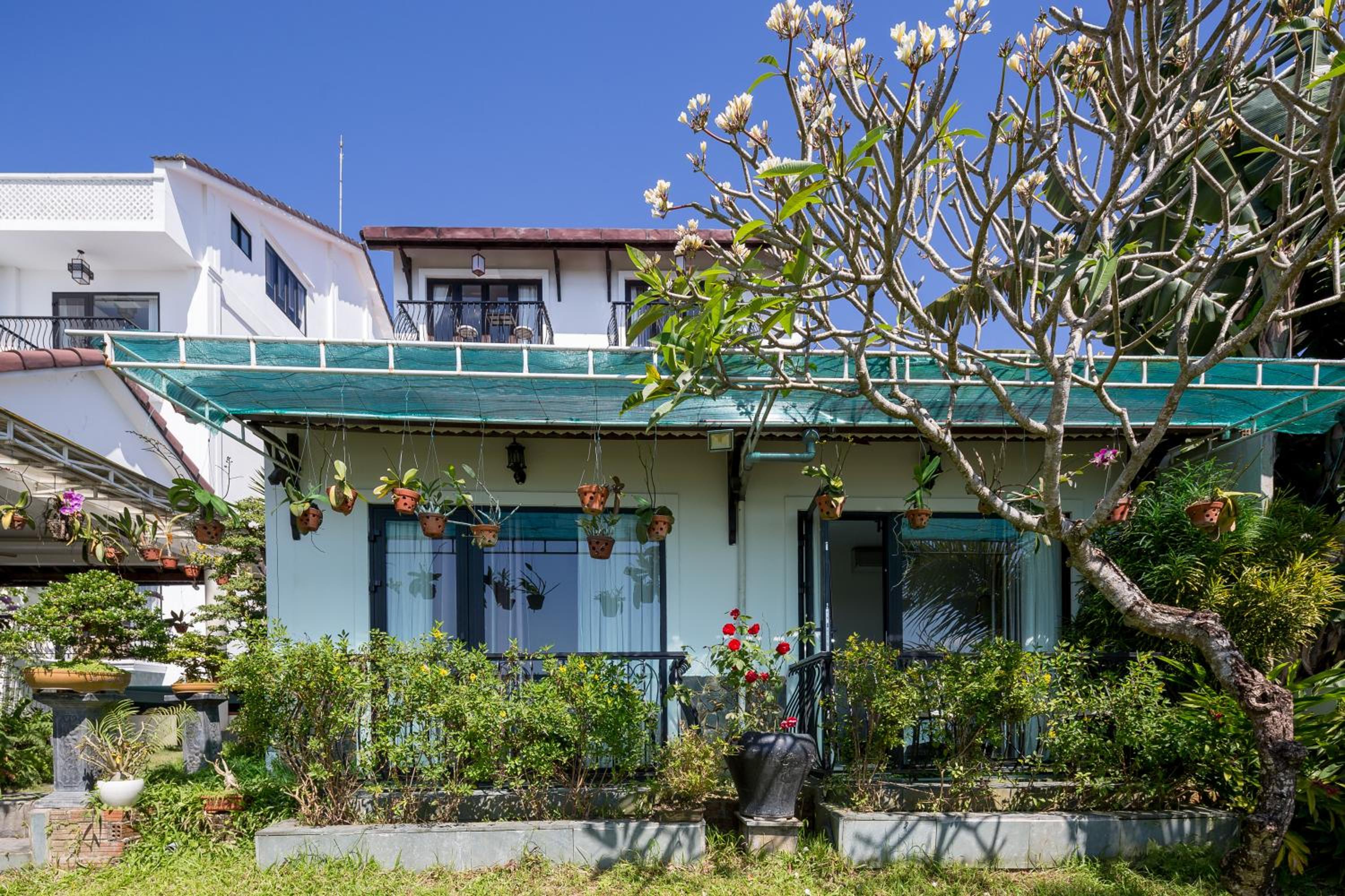 Riverside Impression Villa