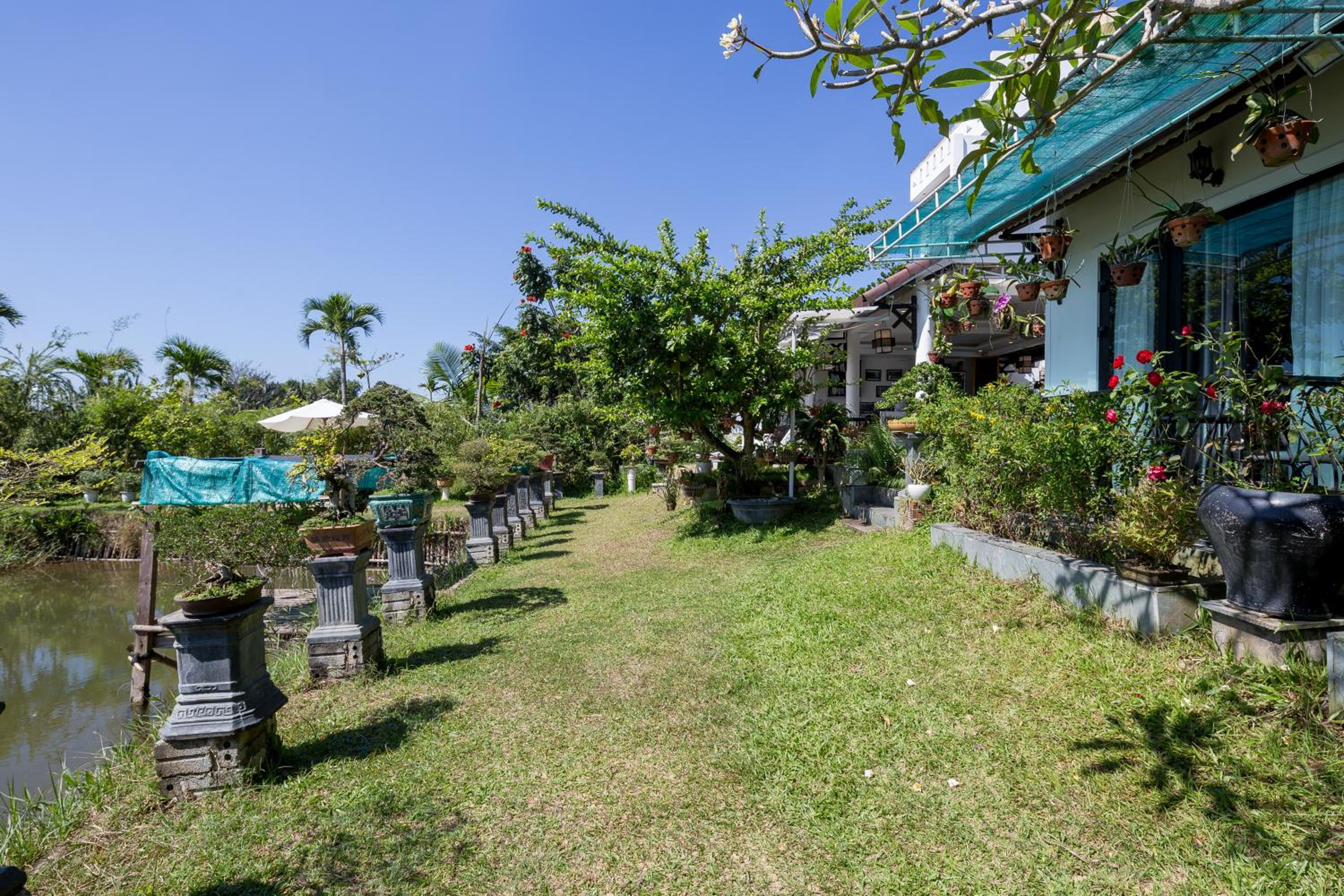 Riverside Impression Villa