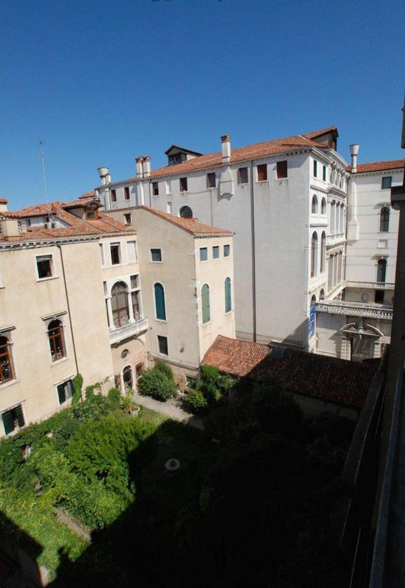 Cà Mocenigo Terrace