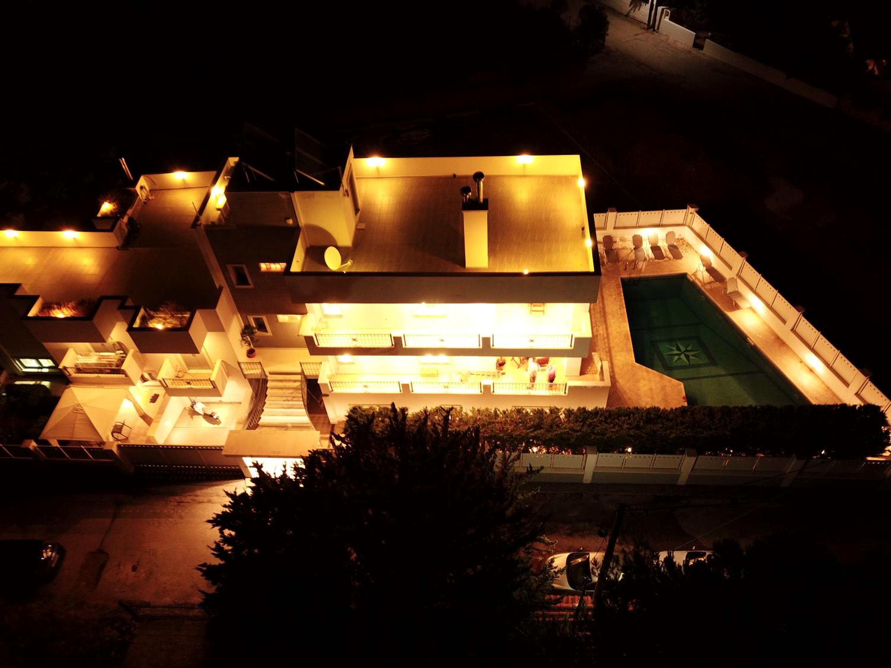 Villa d'Irene-near athens airport , 200 meters from the beach davis view 2