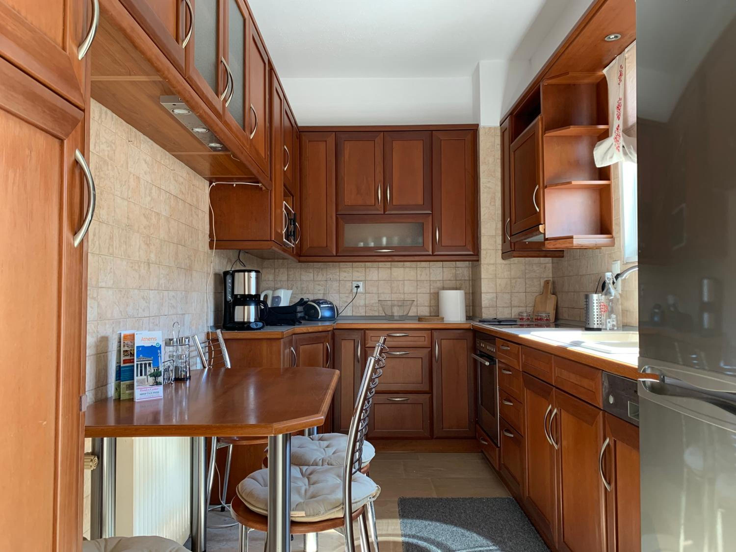 Thiseio Big Apartment