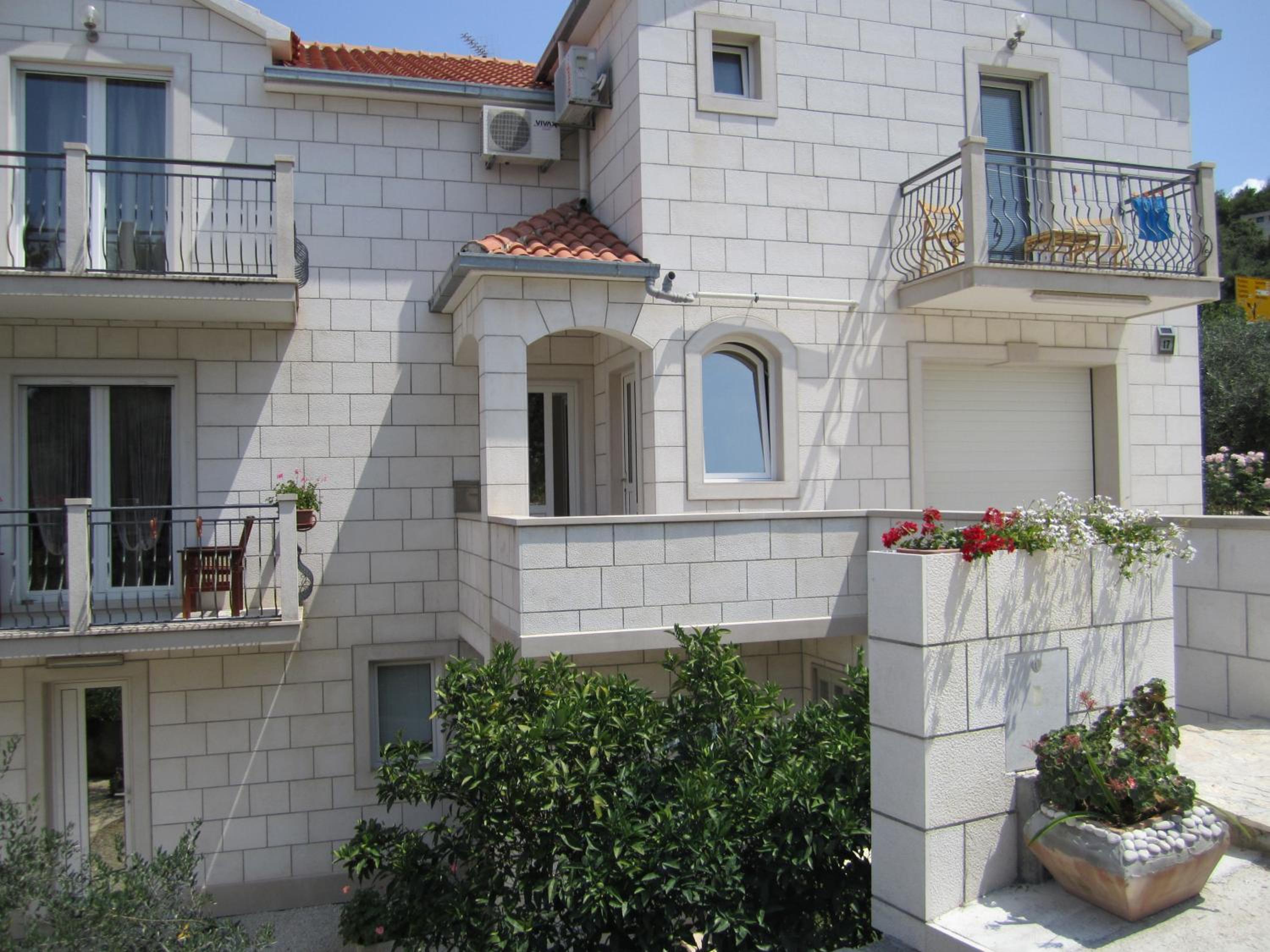 Apartments Nives