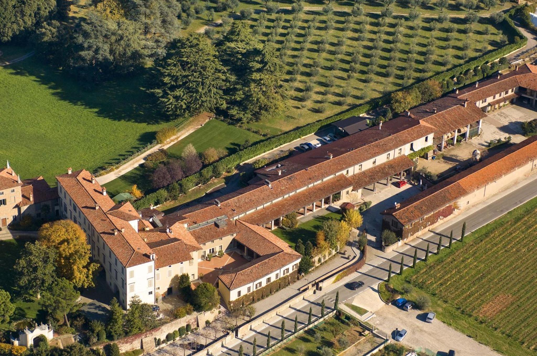 Borgo Santa Giulia view 3