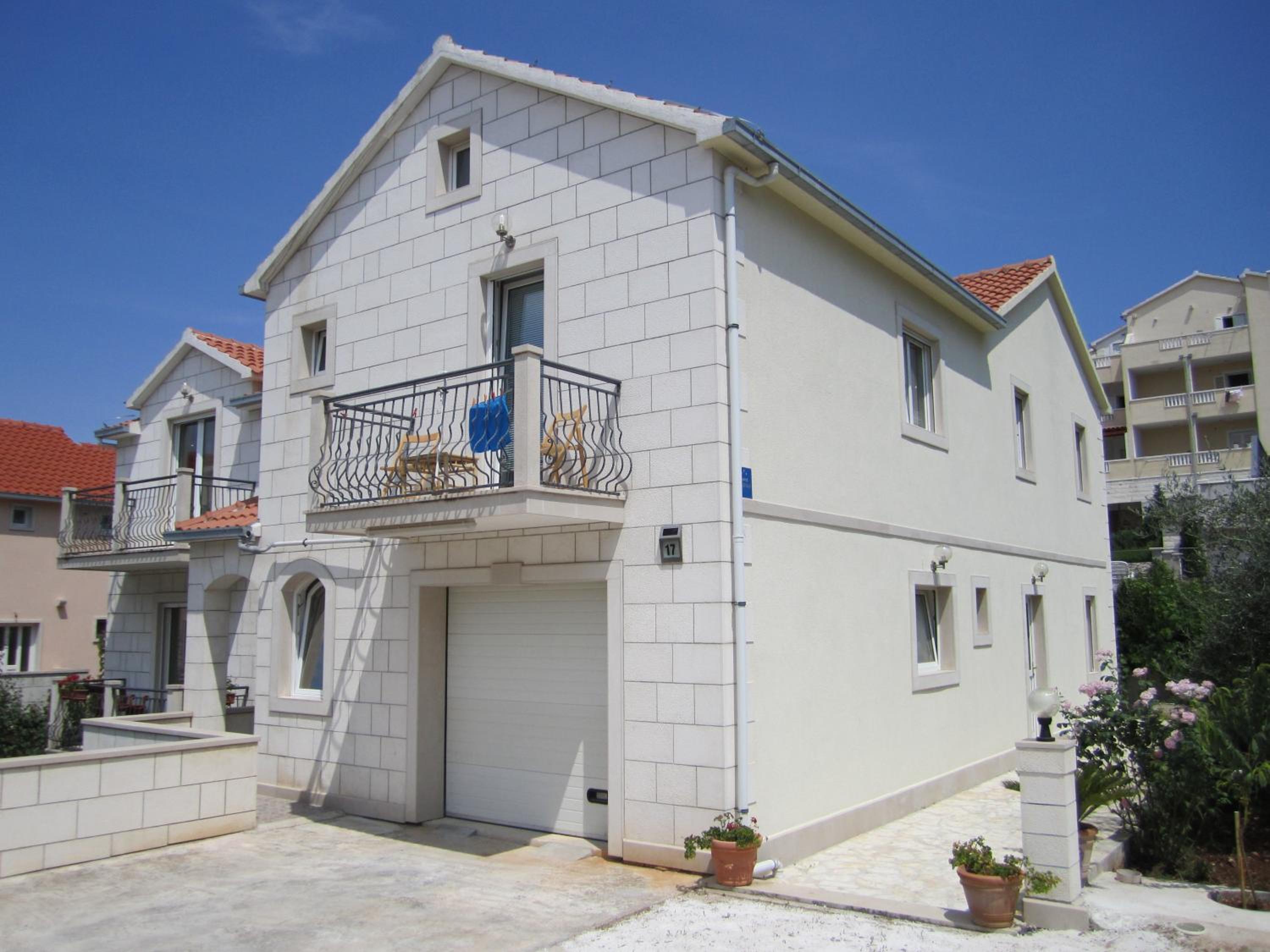 Apartments Nives
