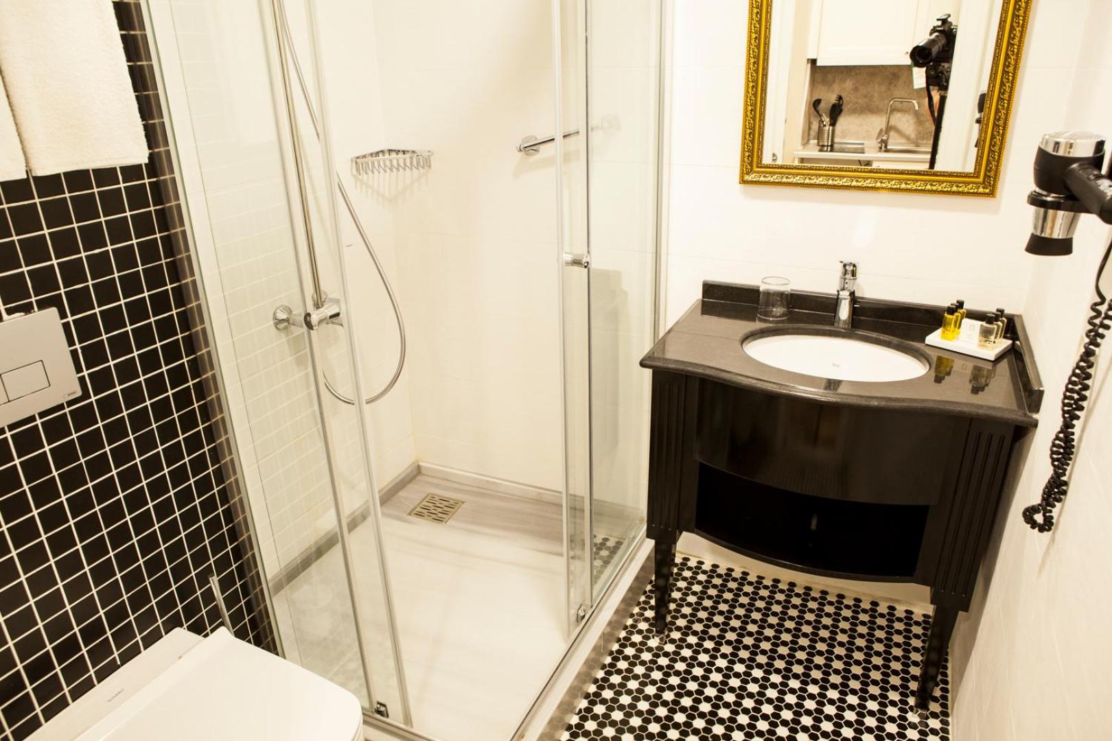 Meroddi Pera Daireleri - Image 27