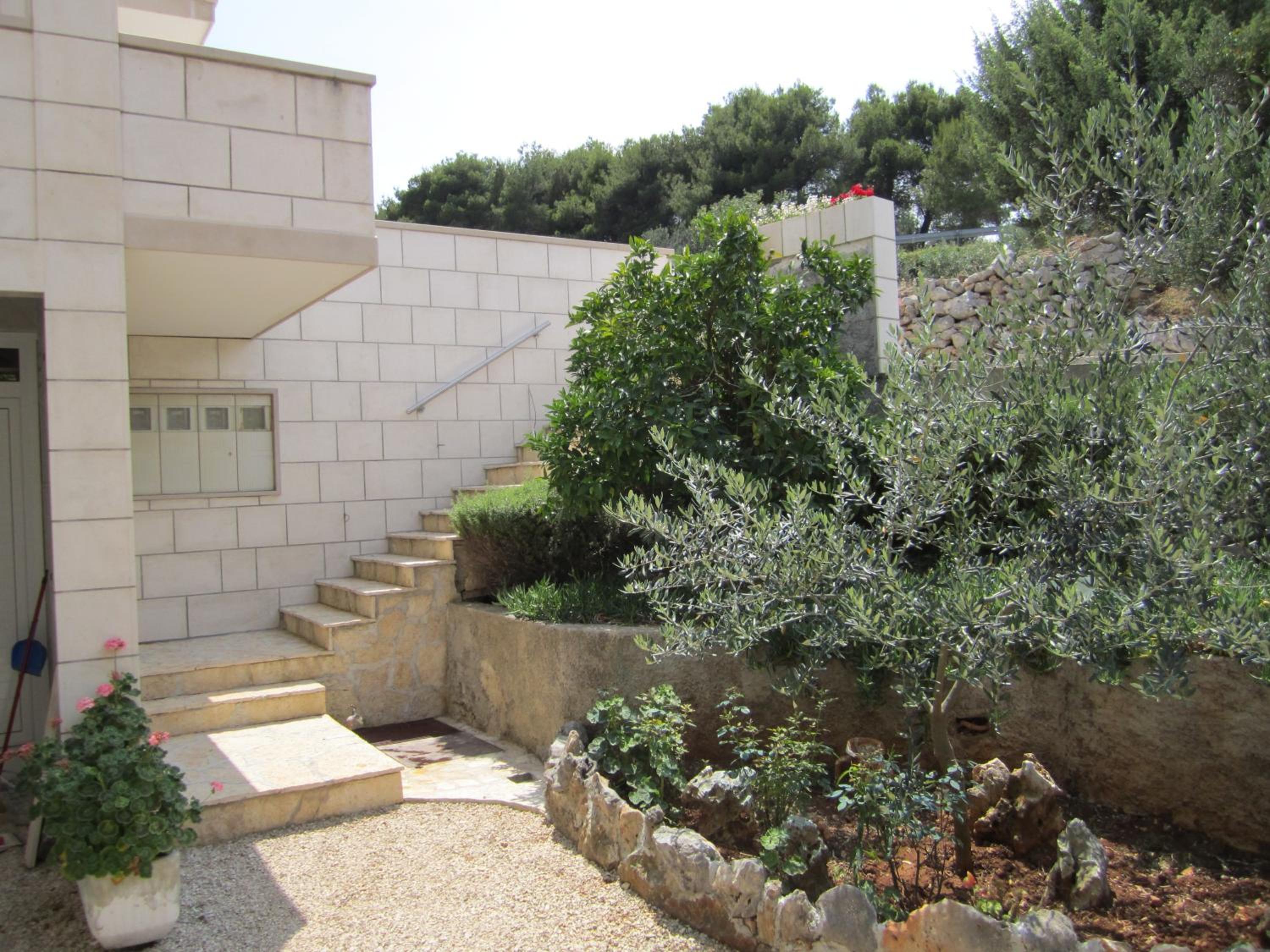 Apartments Nives
