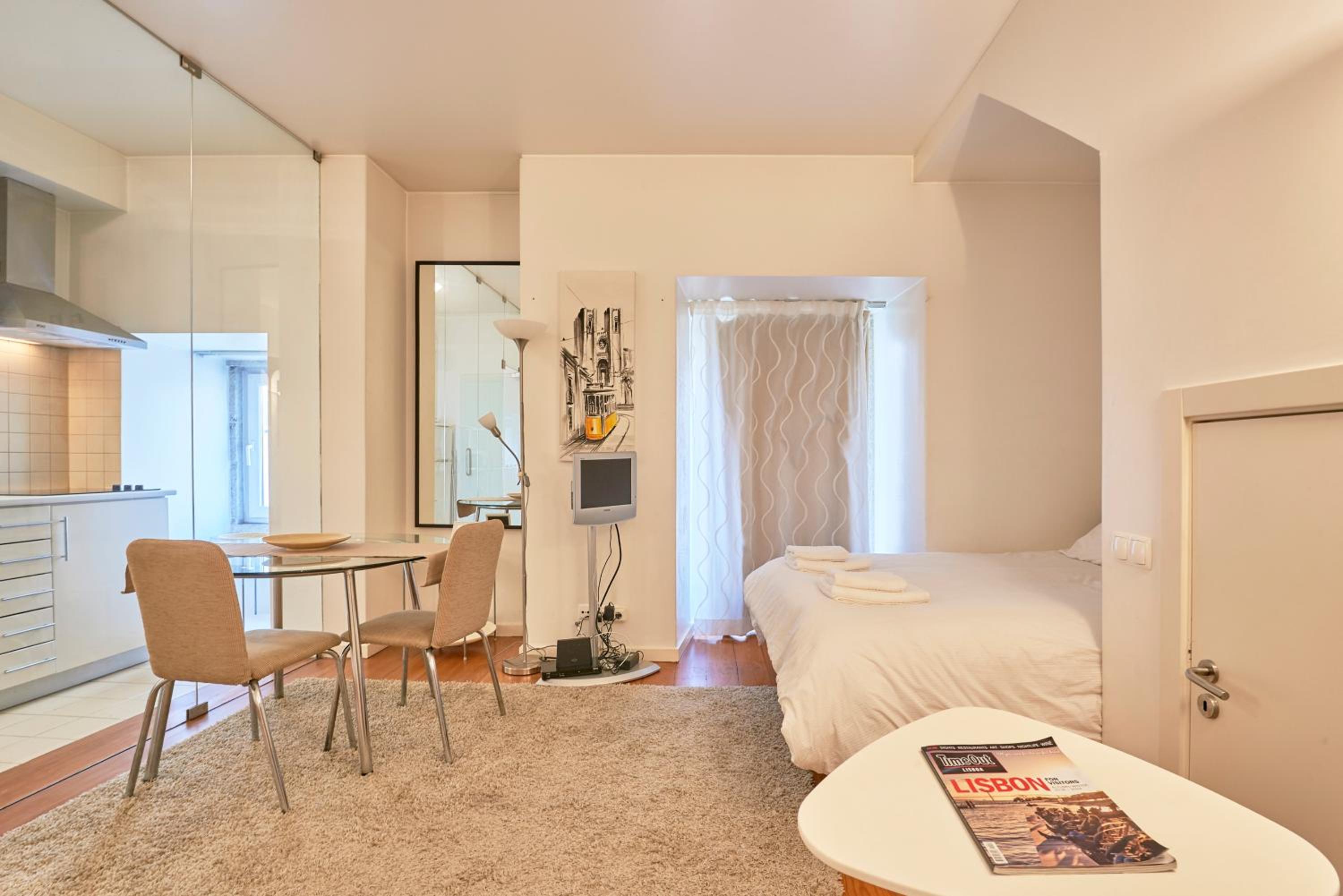 Salgadeiras Suites - Bairro Alto