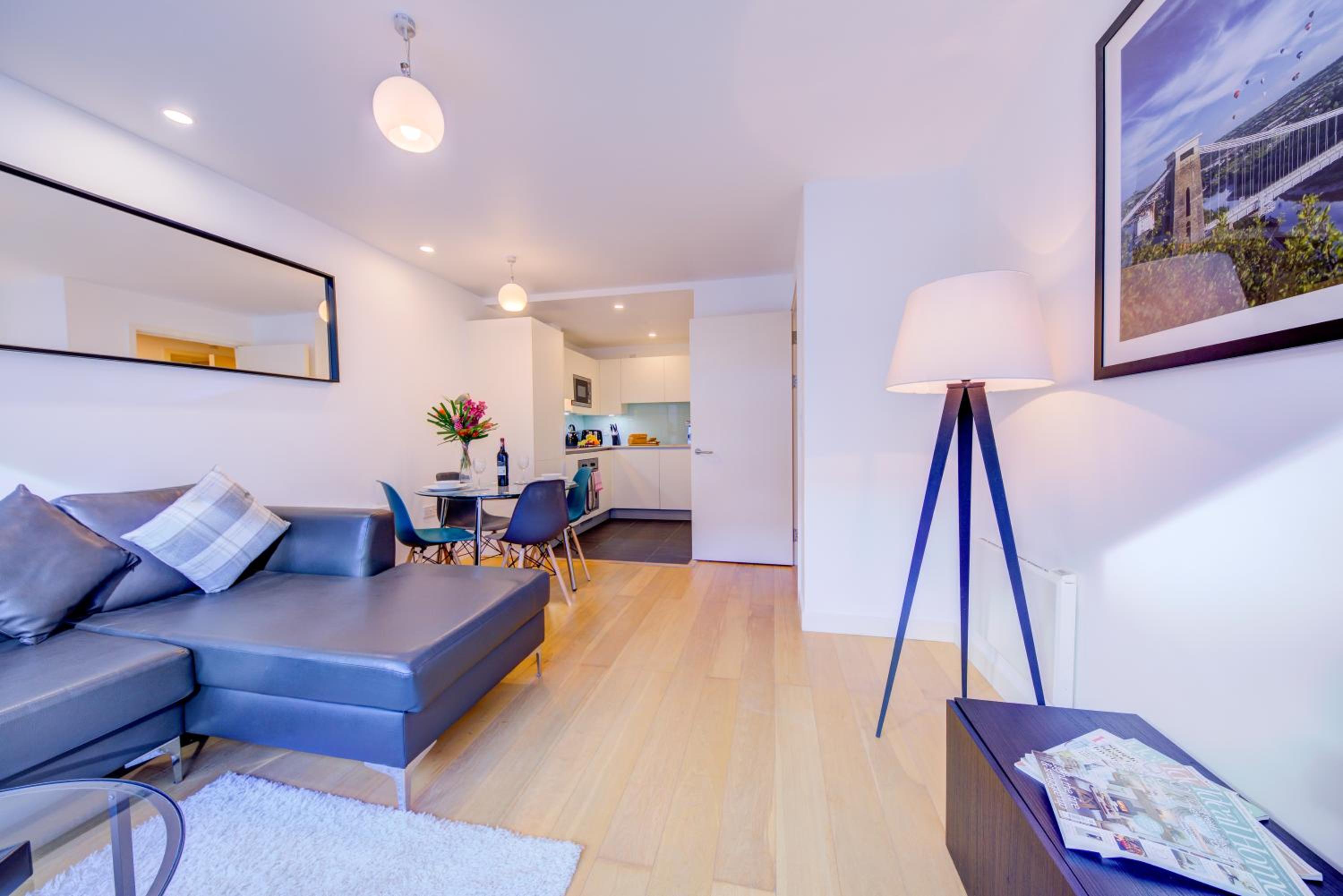 Cleyro Serviced Apartments - Finzels Reach