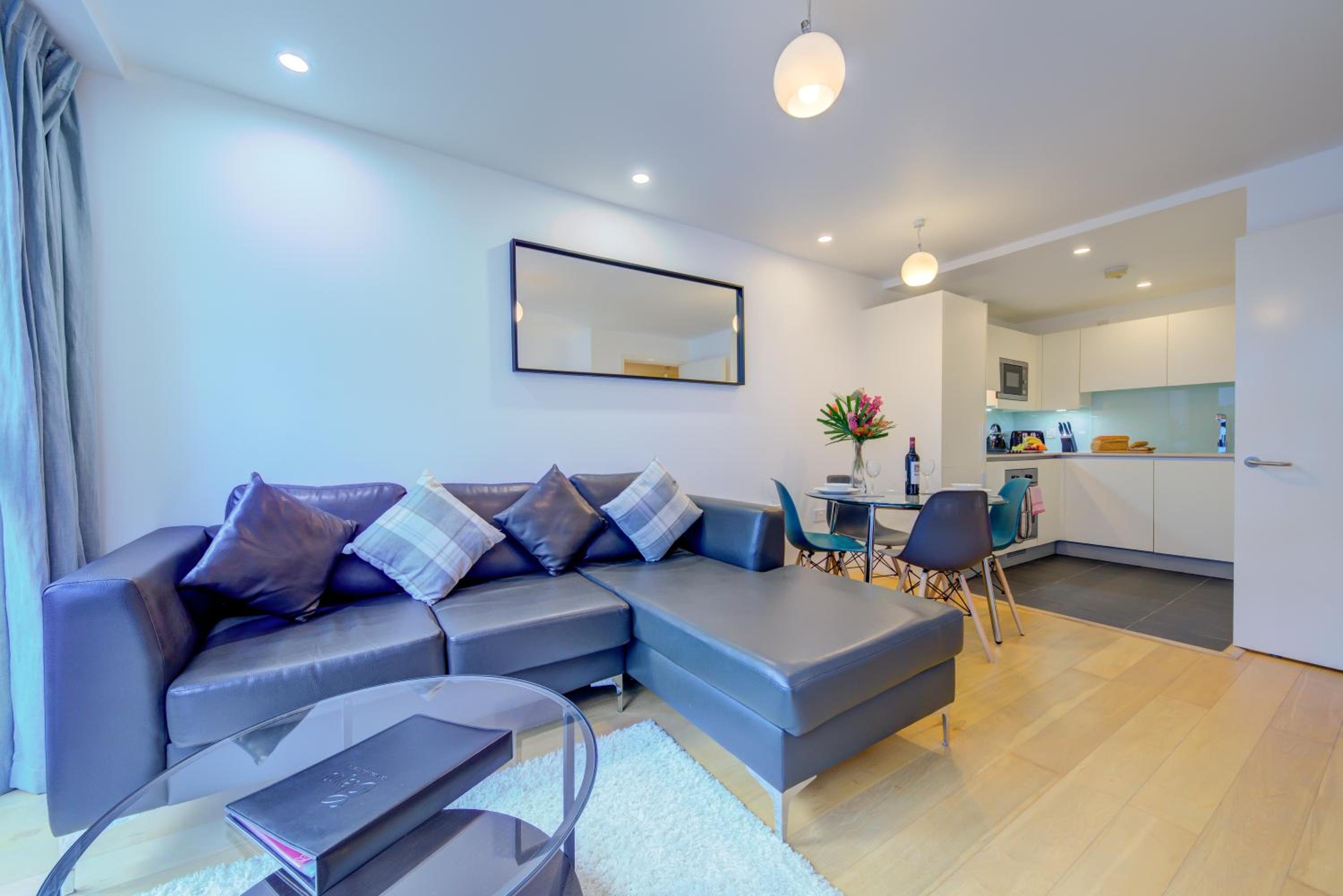 Cleyro Serviced Apartments - Finzels Reach