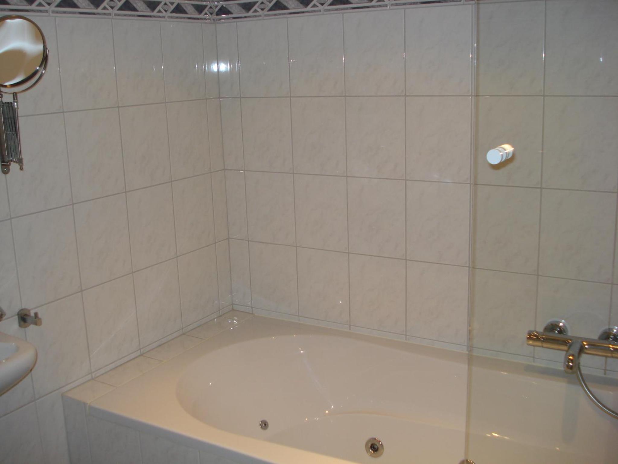 Photo 51