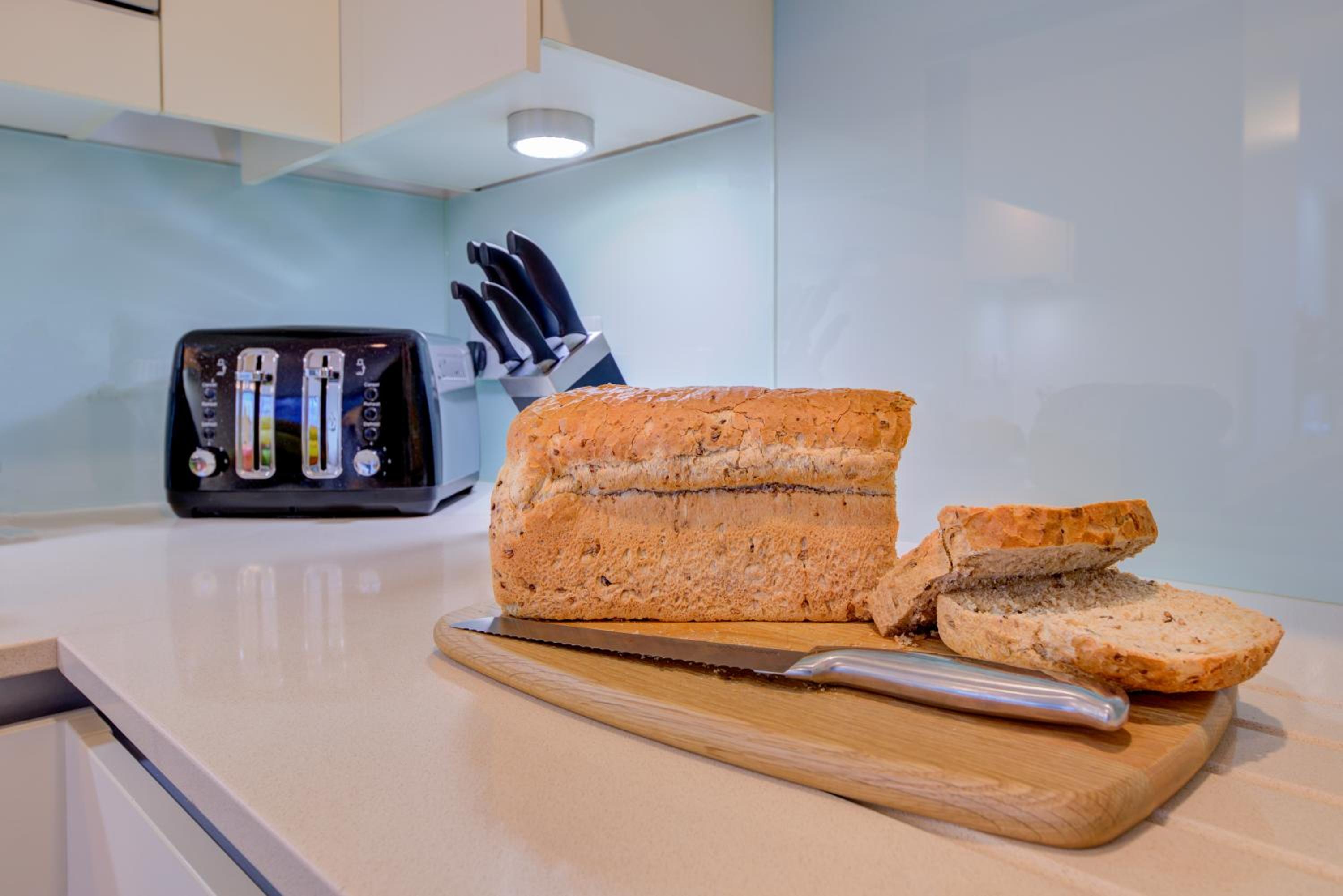 Cleyro Serviced Apartments - Finzels Reach