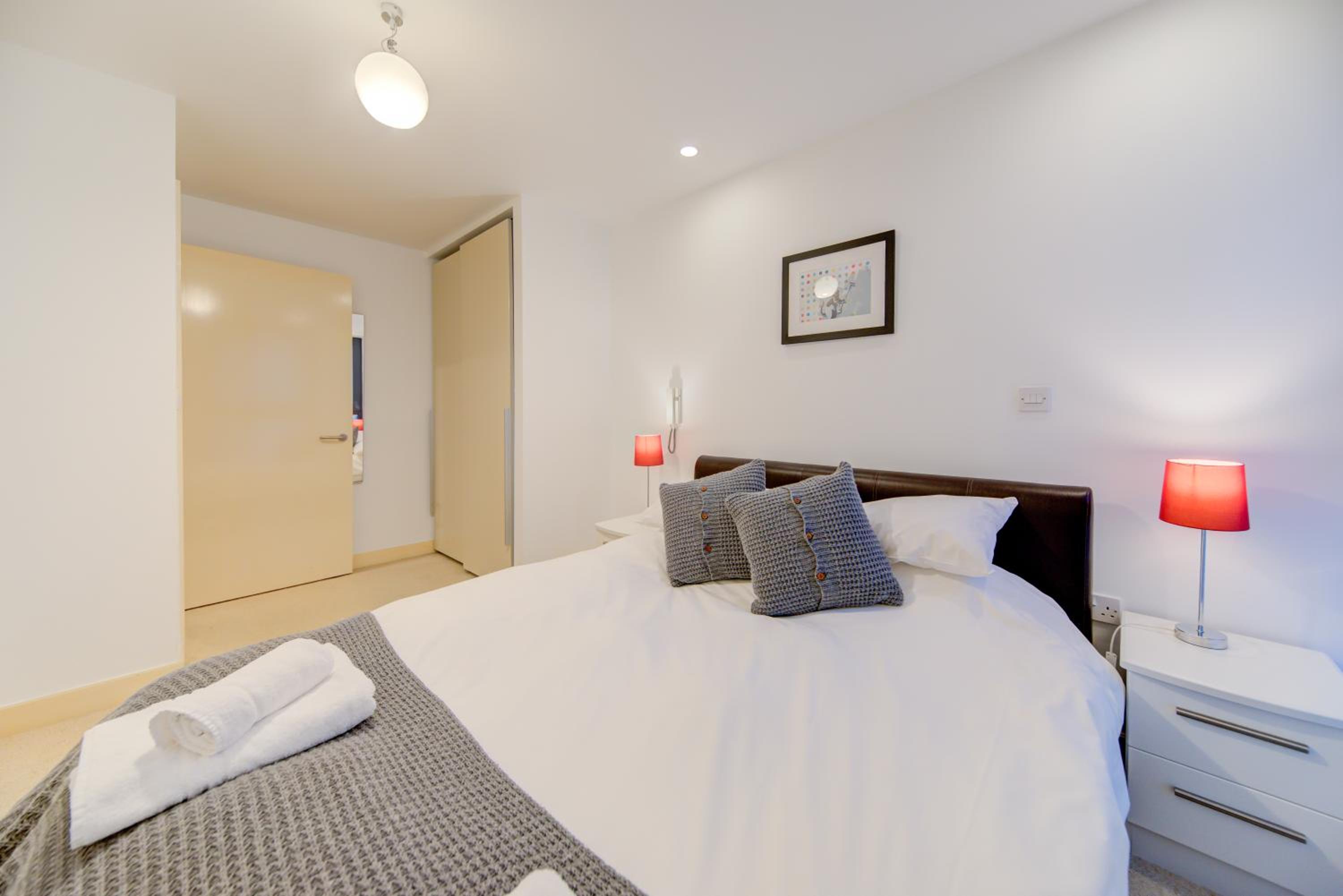 Cleyro Serviced Apartments - Finzels Reach