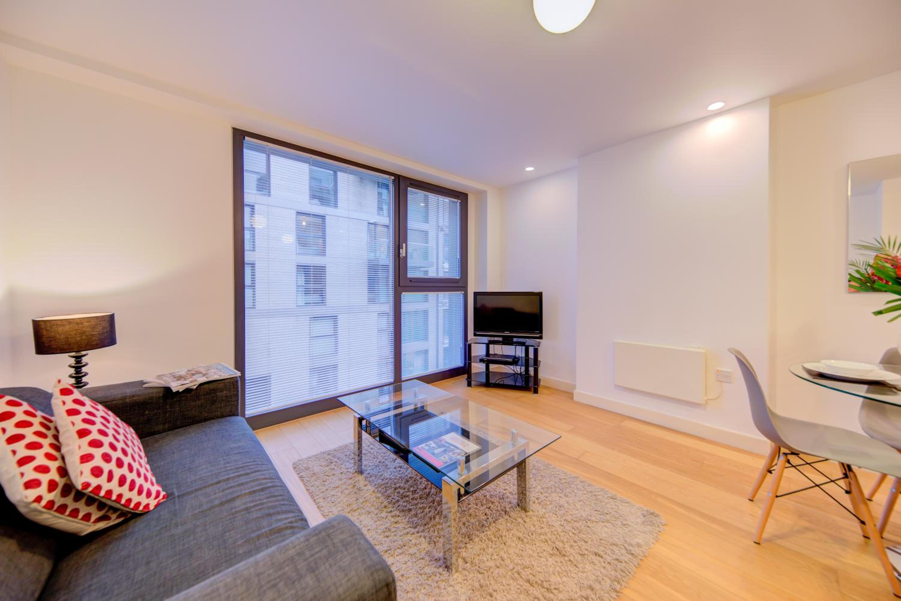 Cleyro Serviced Apartments - Finzels Reach