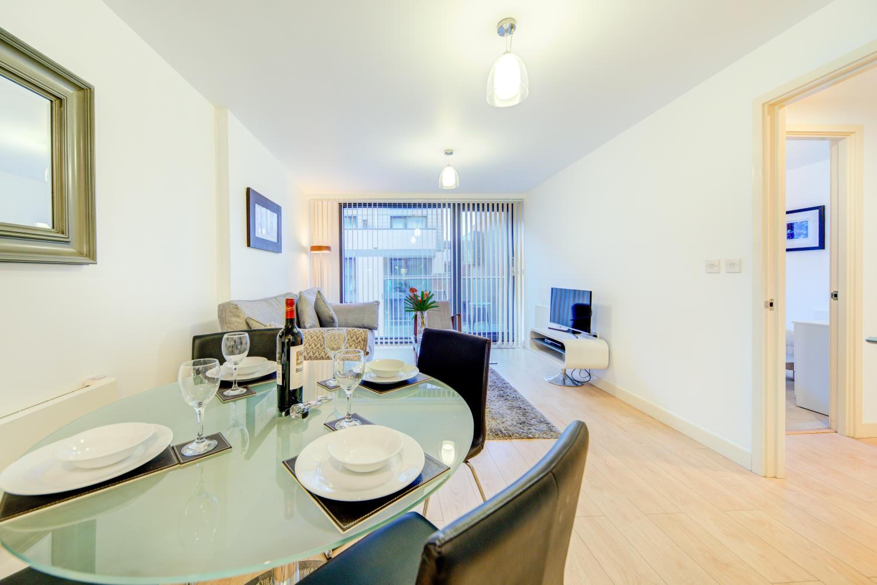 Cleyro Serviced Apartments - Finzels Reach