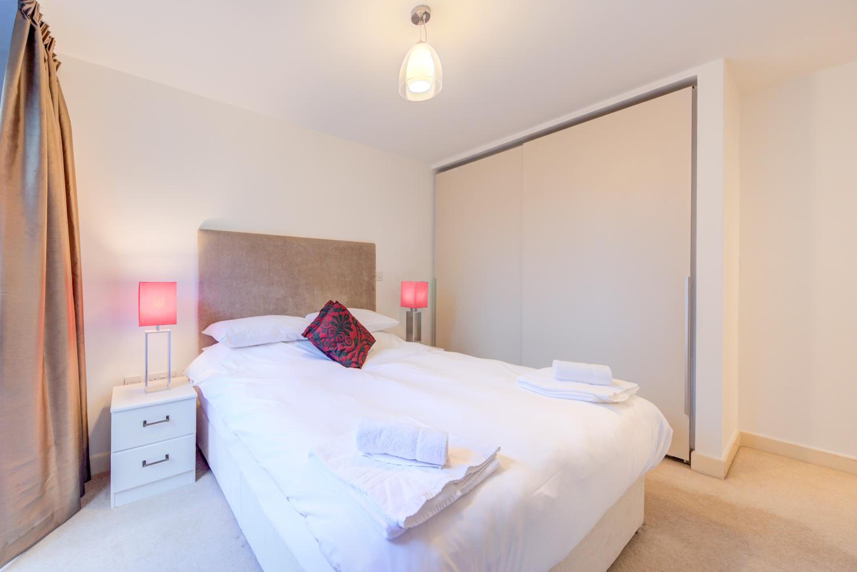 Cleyro Serviced Apartments - Finzels Reach