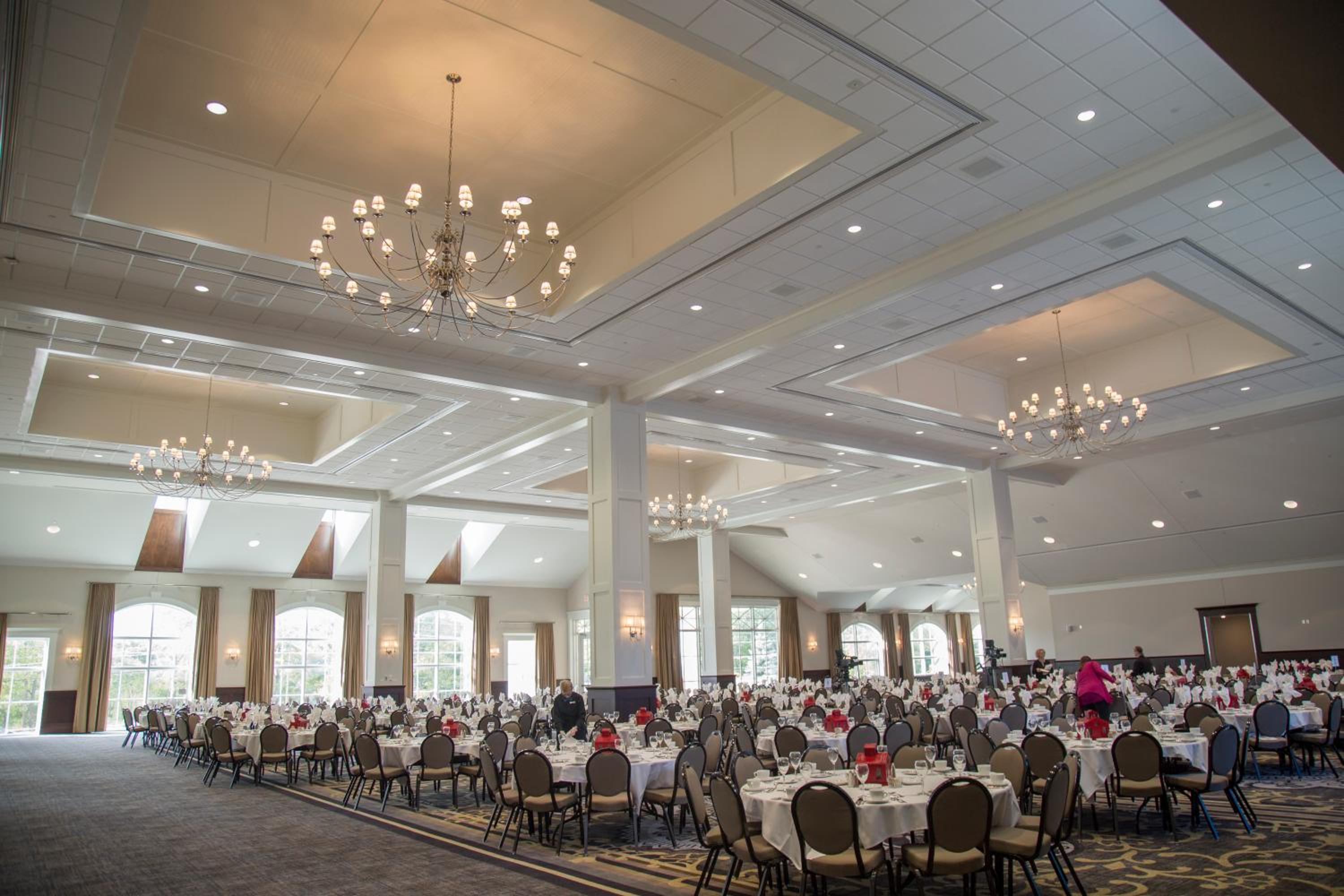 Hillsdale College Dow Hotel and Conference Center