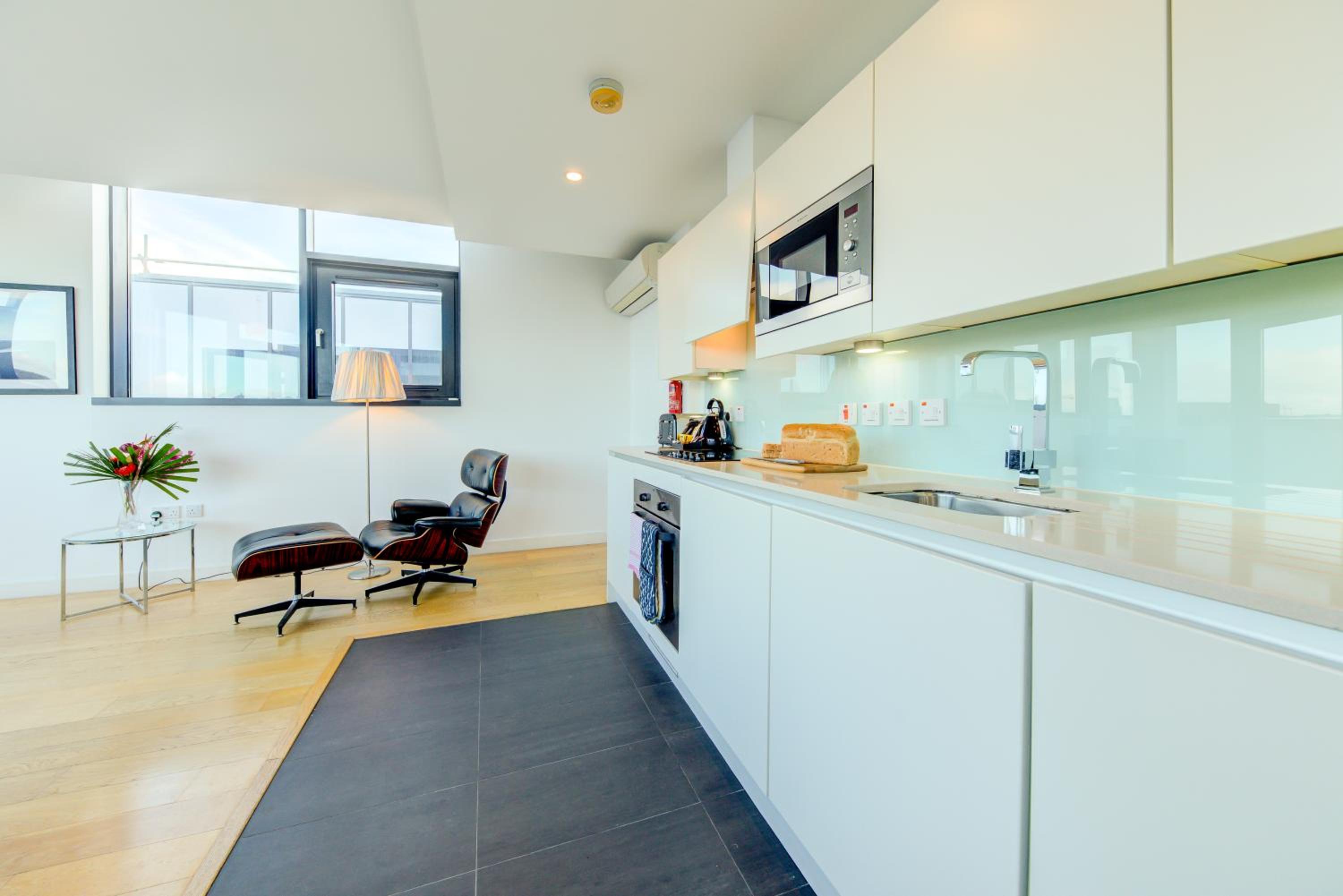 Cleyro Serviced Apartments - Finzels Reach