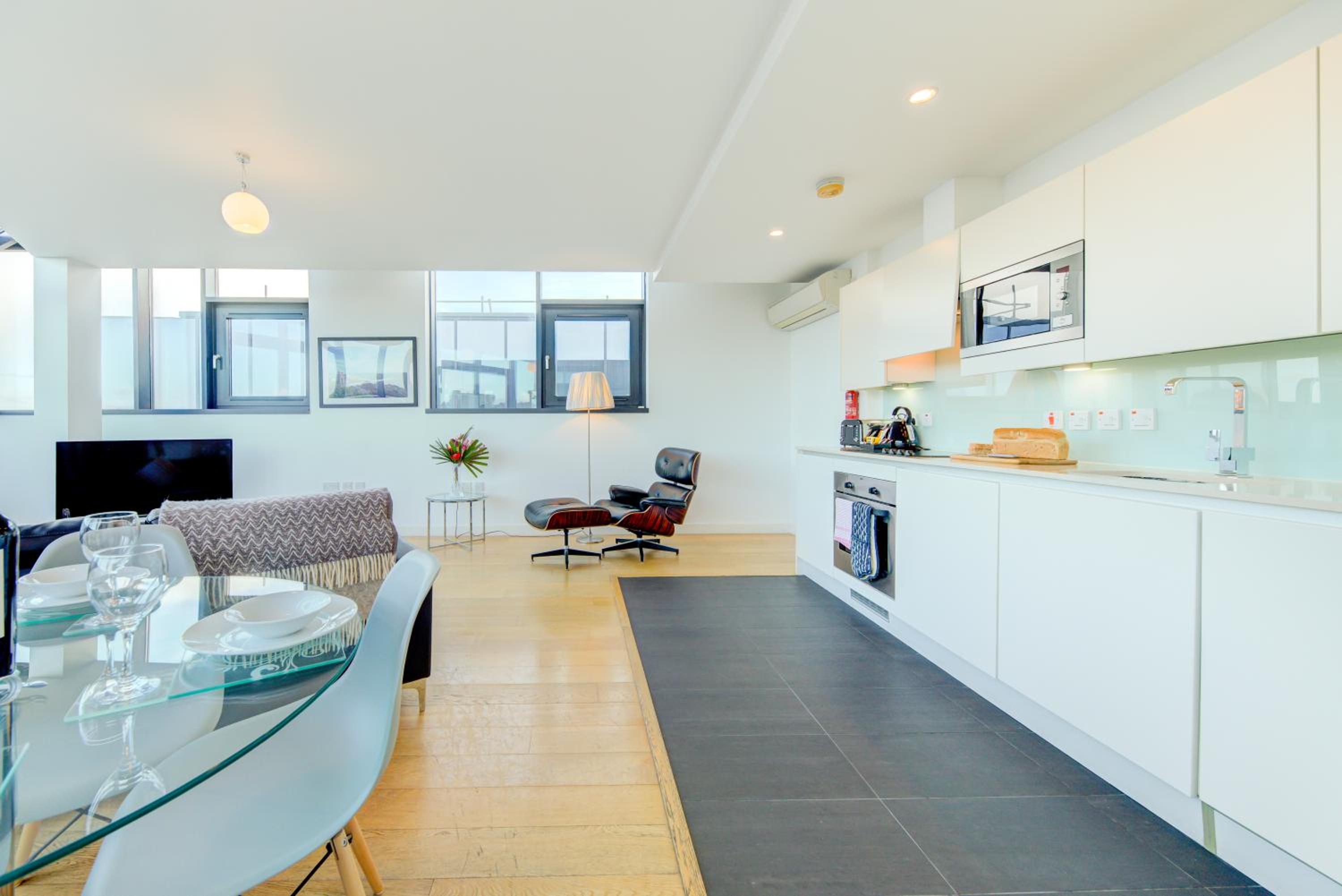 Cleyro Serviced Apartments - Finzels Reach