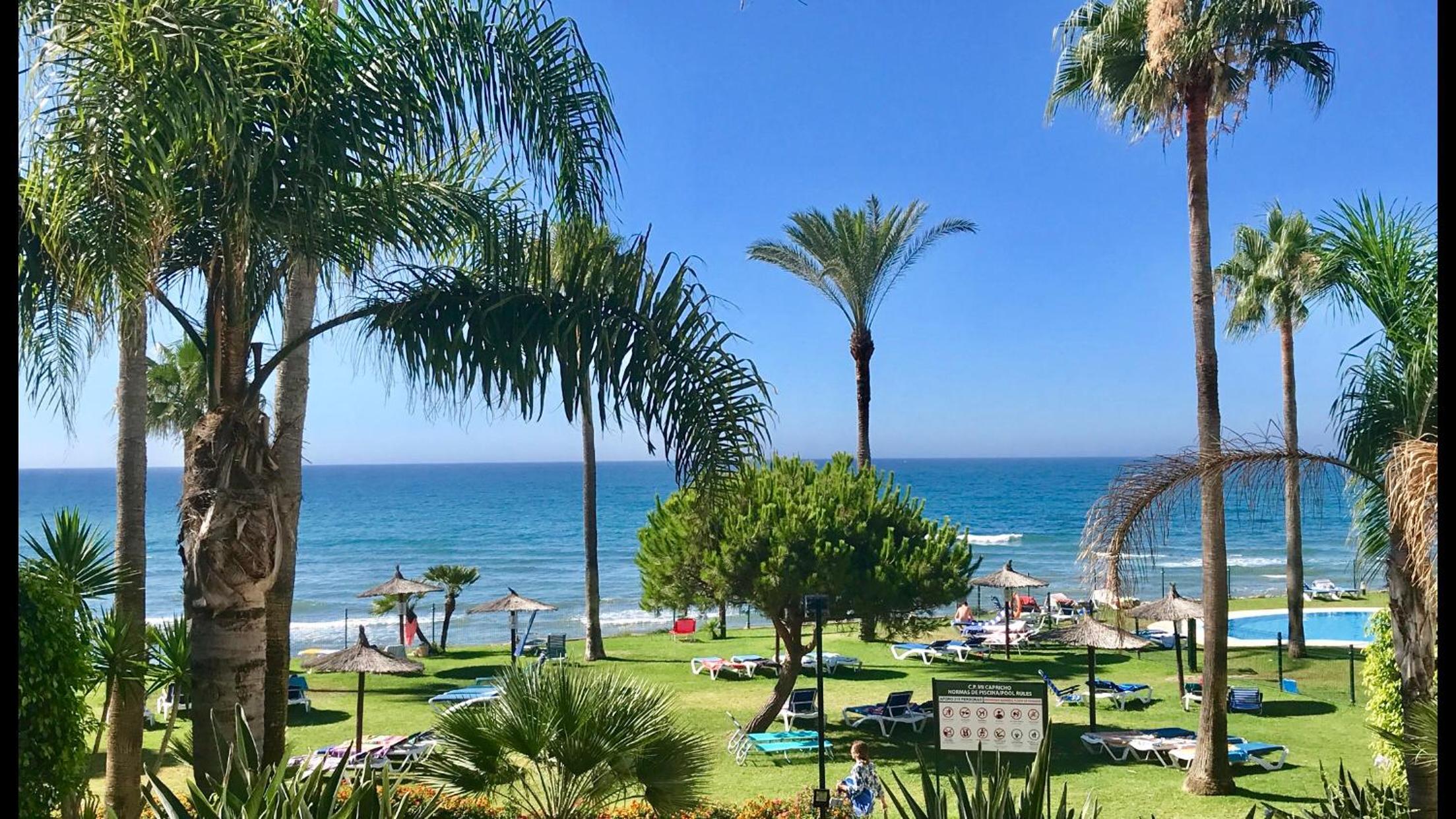 Mi Capricho 2B1 Beachfront Complex-Apartment Beachside With sea views photo 4