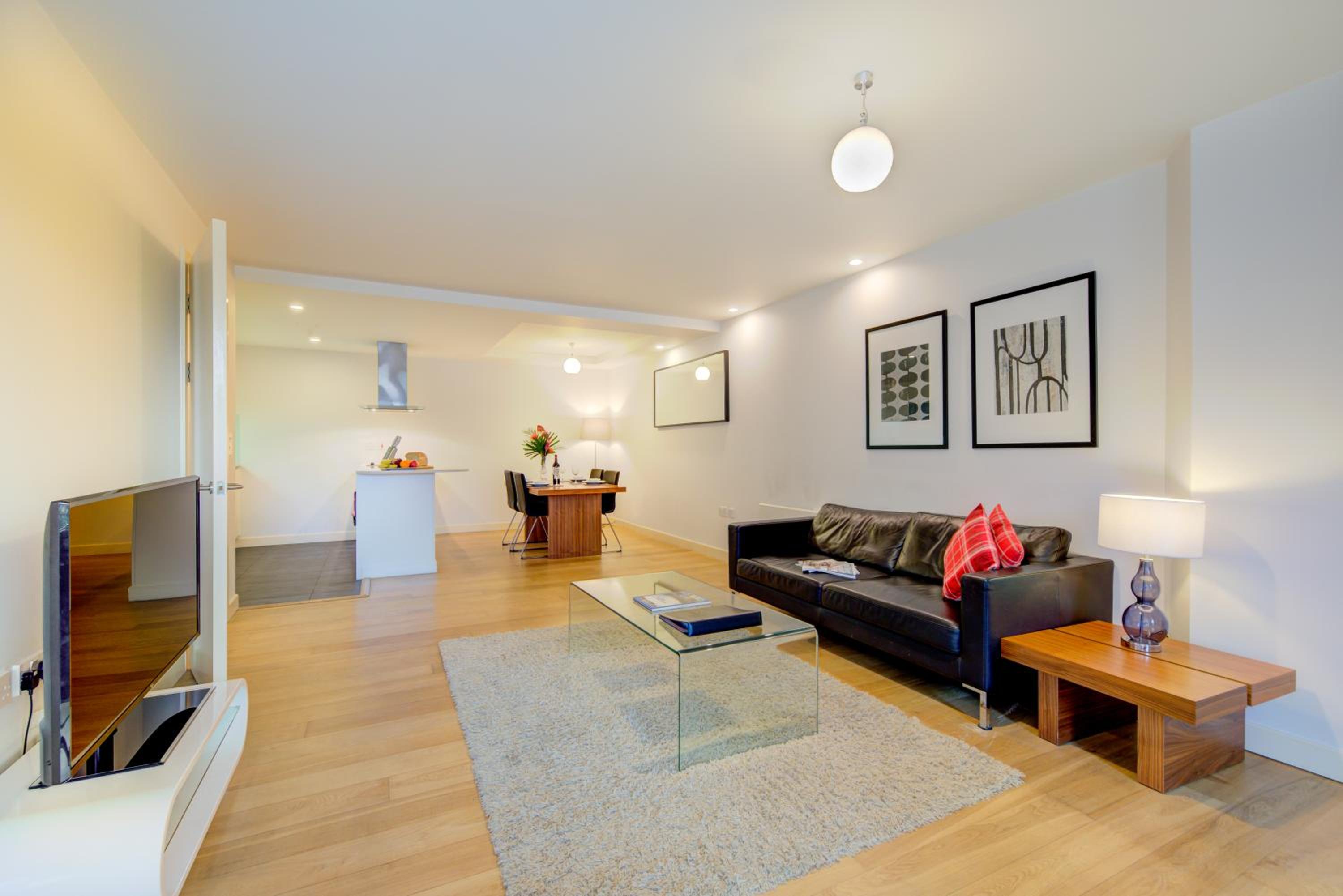 Cleyro Serviced Apartments - Finzels Reach