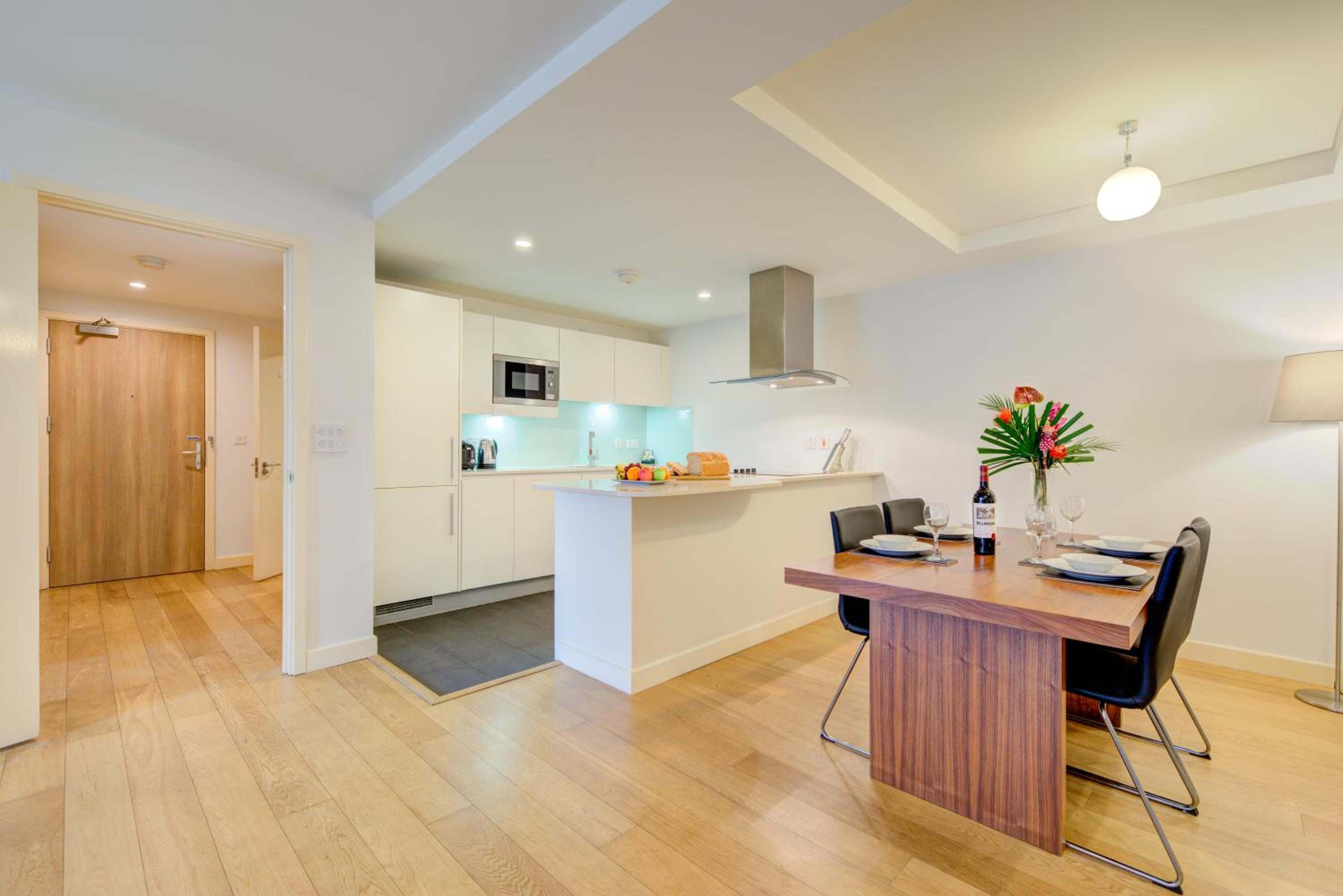 Cleyro Serviced Apartments - Finzels Reach