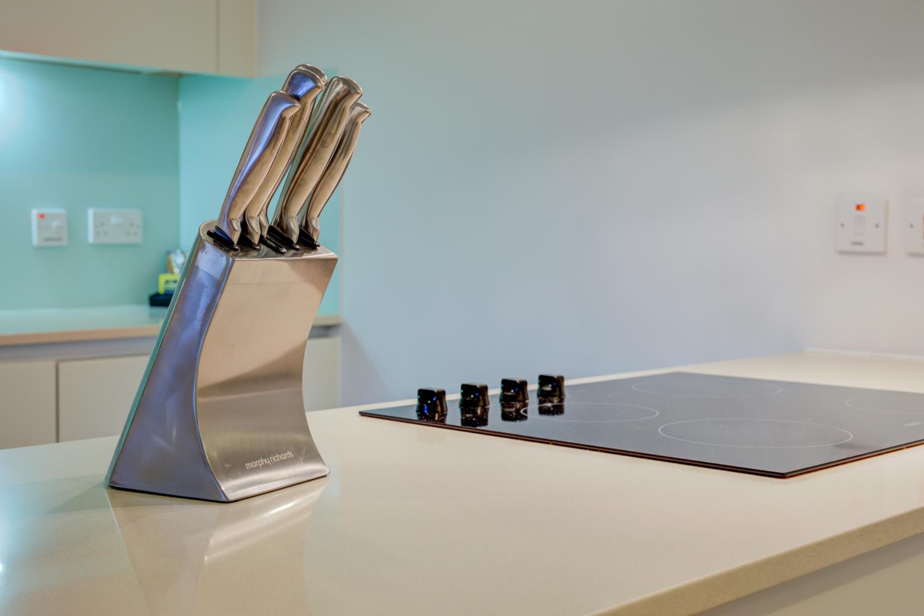 Cleyro Serviced Apartments - Finzels Reach
