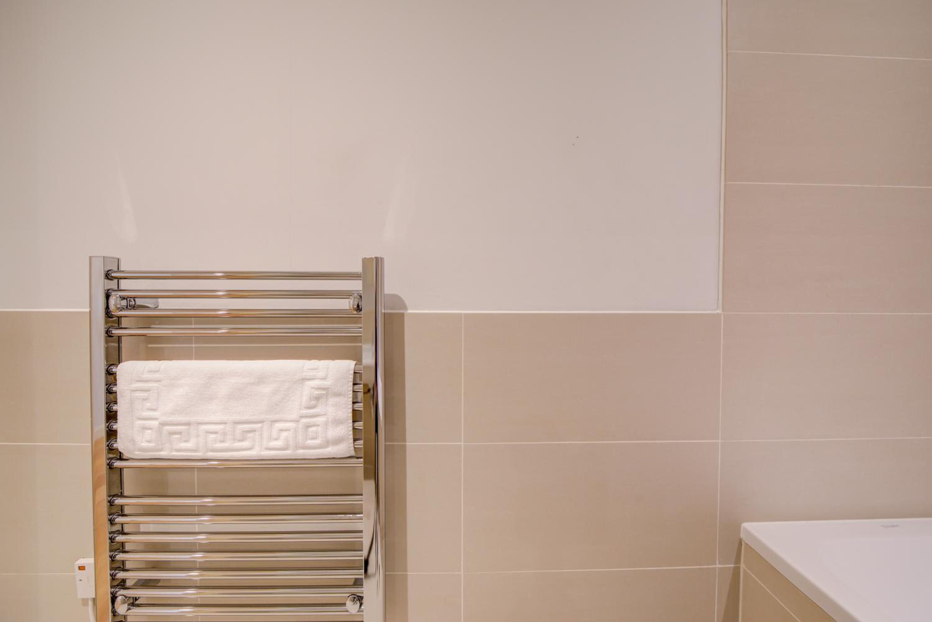 Cleyro Serviced Apartments - Finzels Reach
