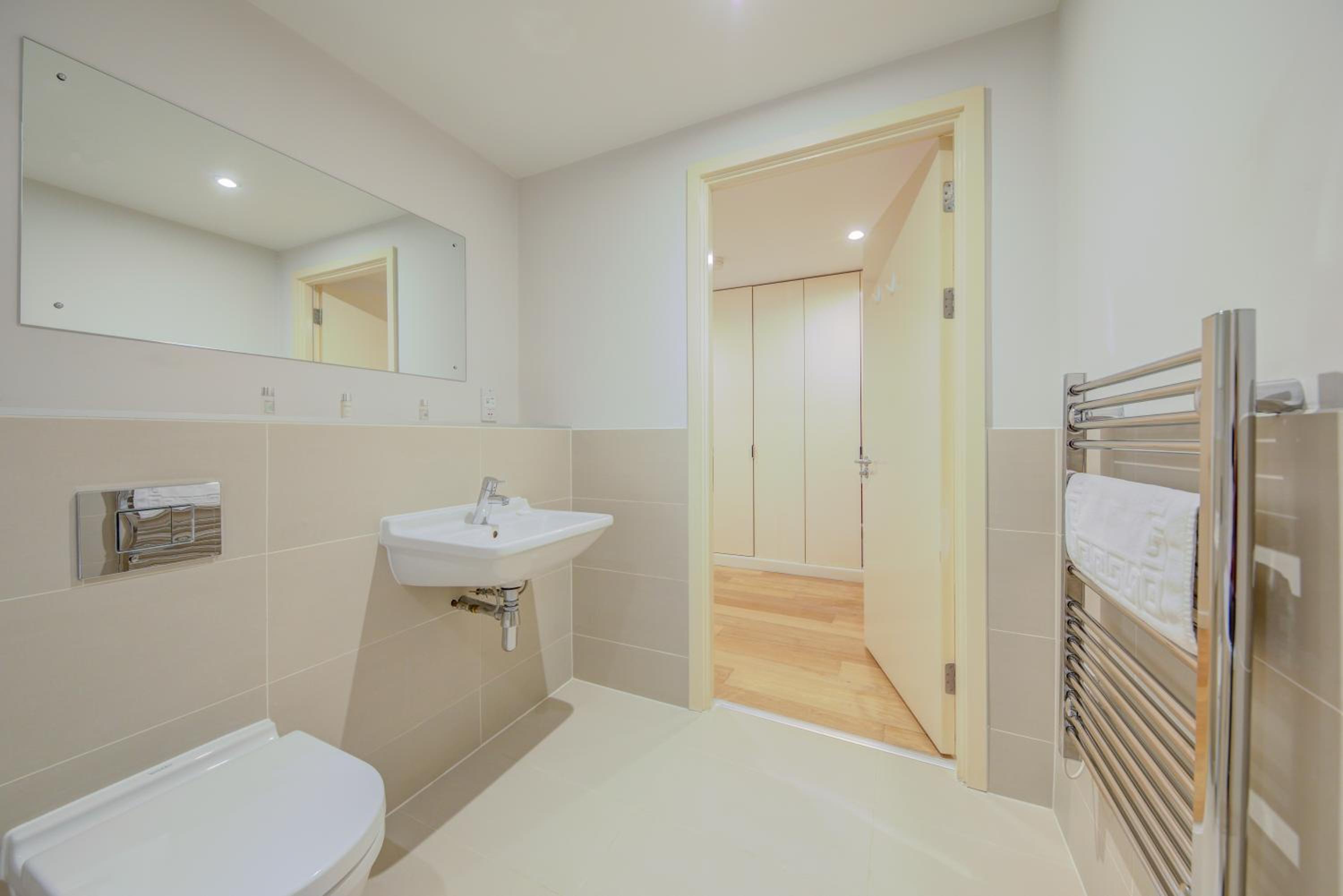 Cleyro Serviced Apartments - Finzels Reach