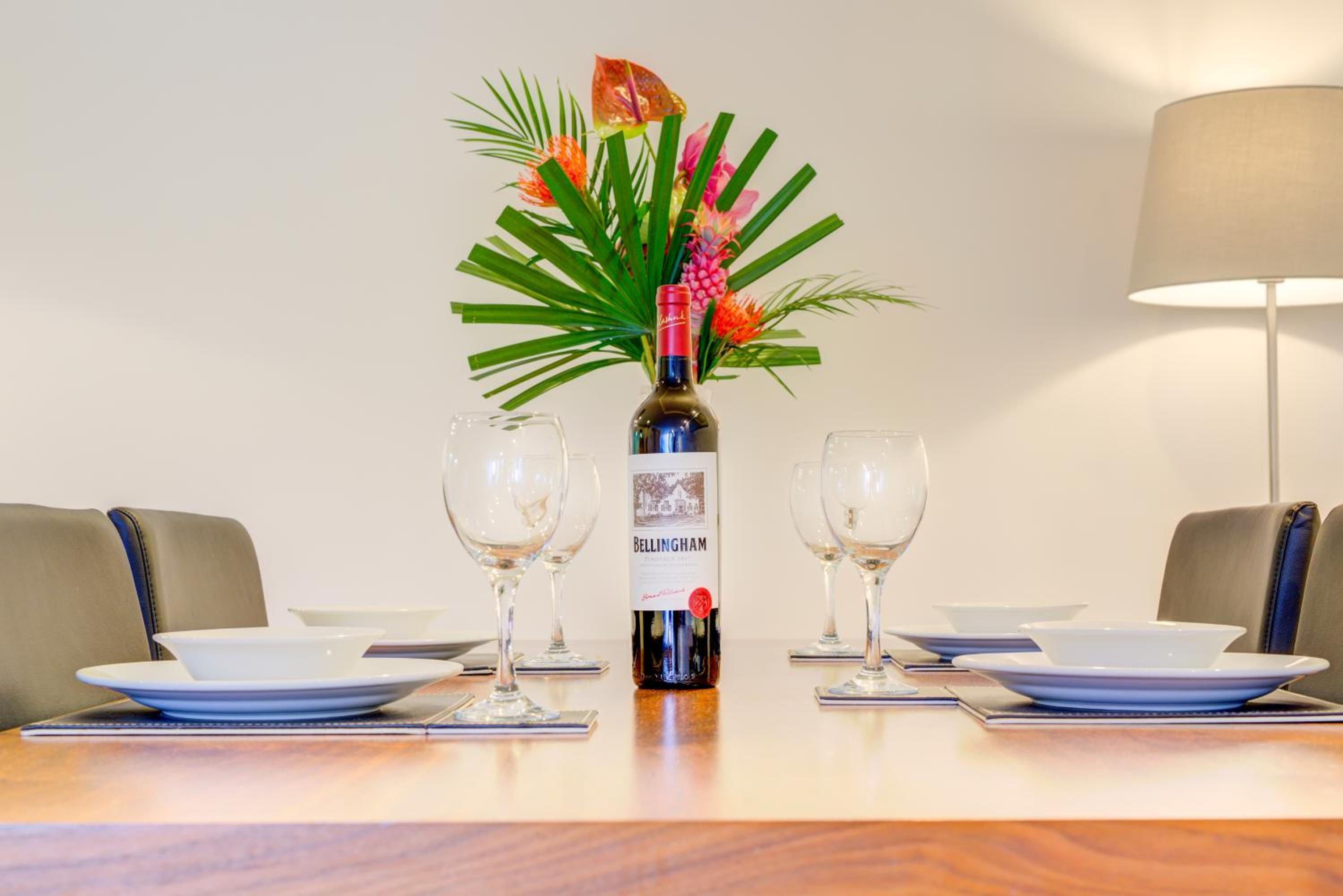 Cleyro Serviced Apartments - Finzels Reach