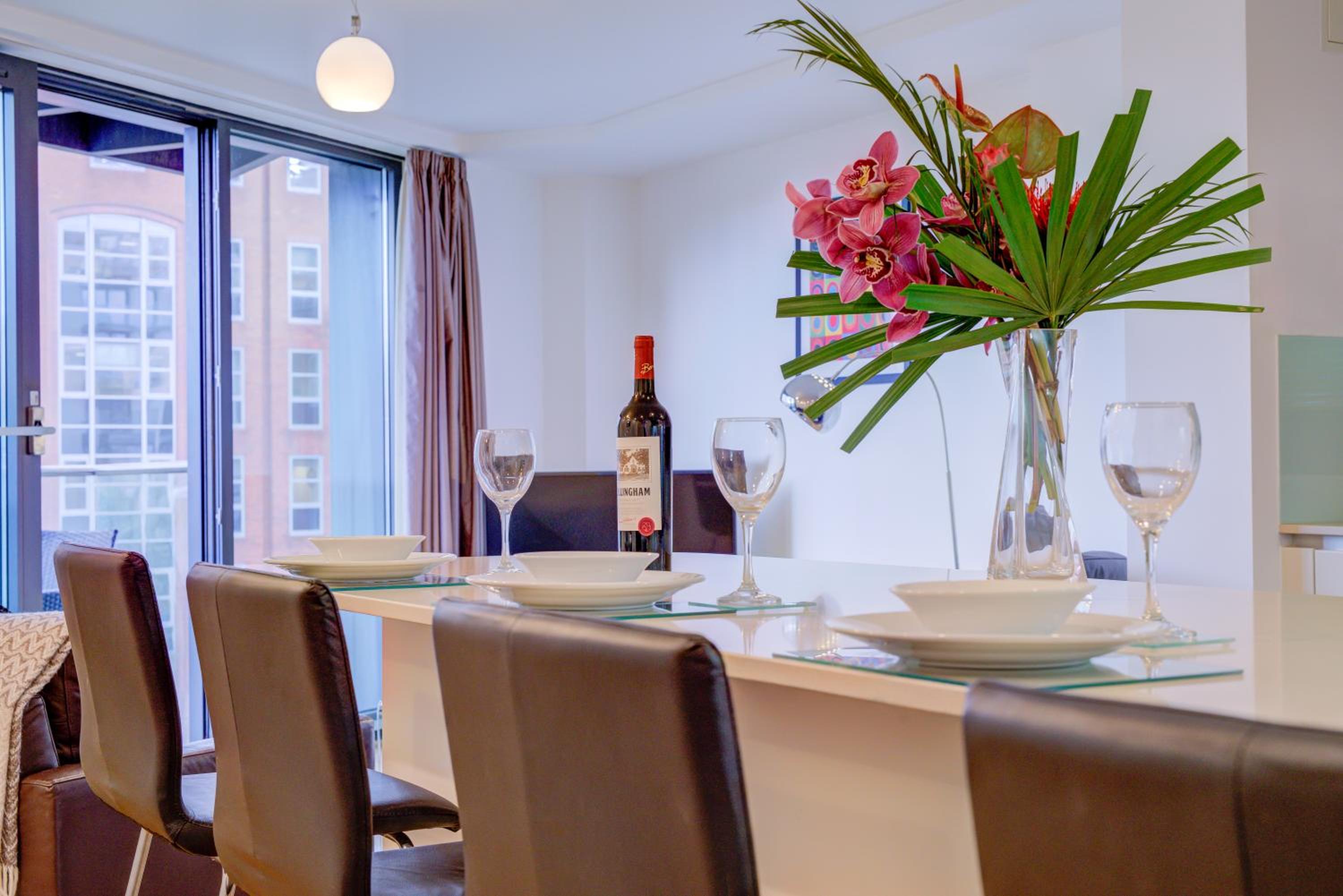 Cleyro Serviced Apartments - Finzels Reach