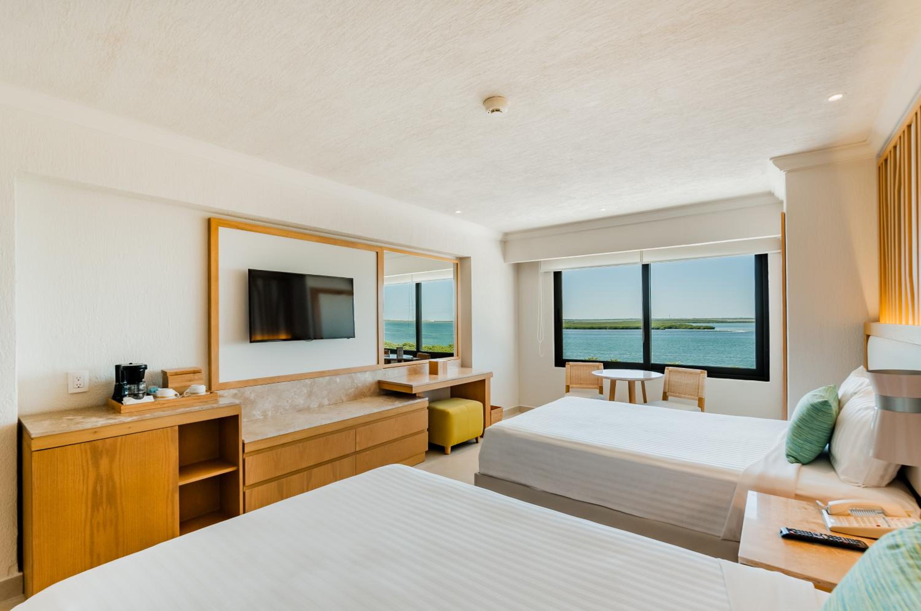 Royal Solaris Cancun - All Inclusive photo 45 of 61