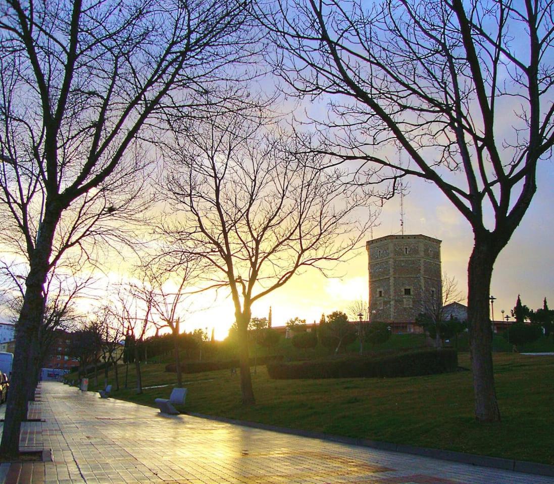 Apartamento Espacioso frente al Corte Ingles con plaza de garaje gratis - VU75