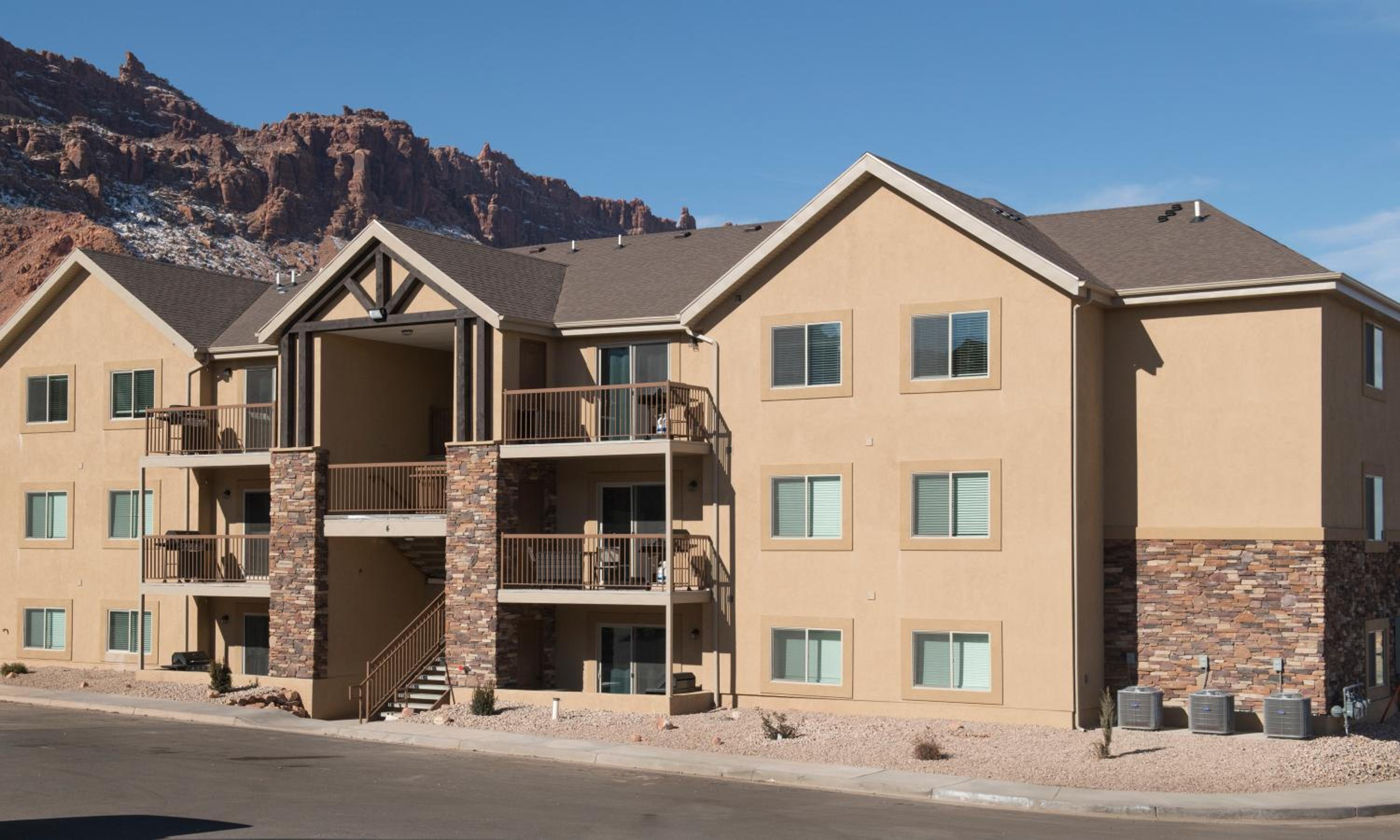 Hotel Moab Redcliff Condos - Image 1