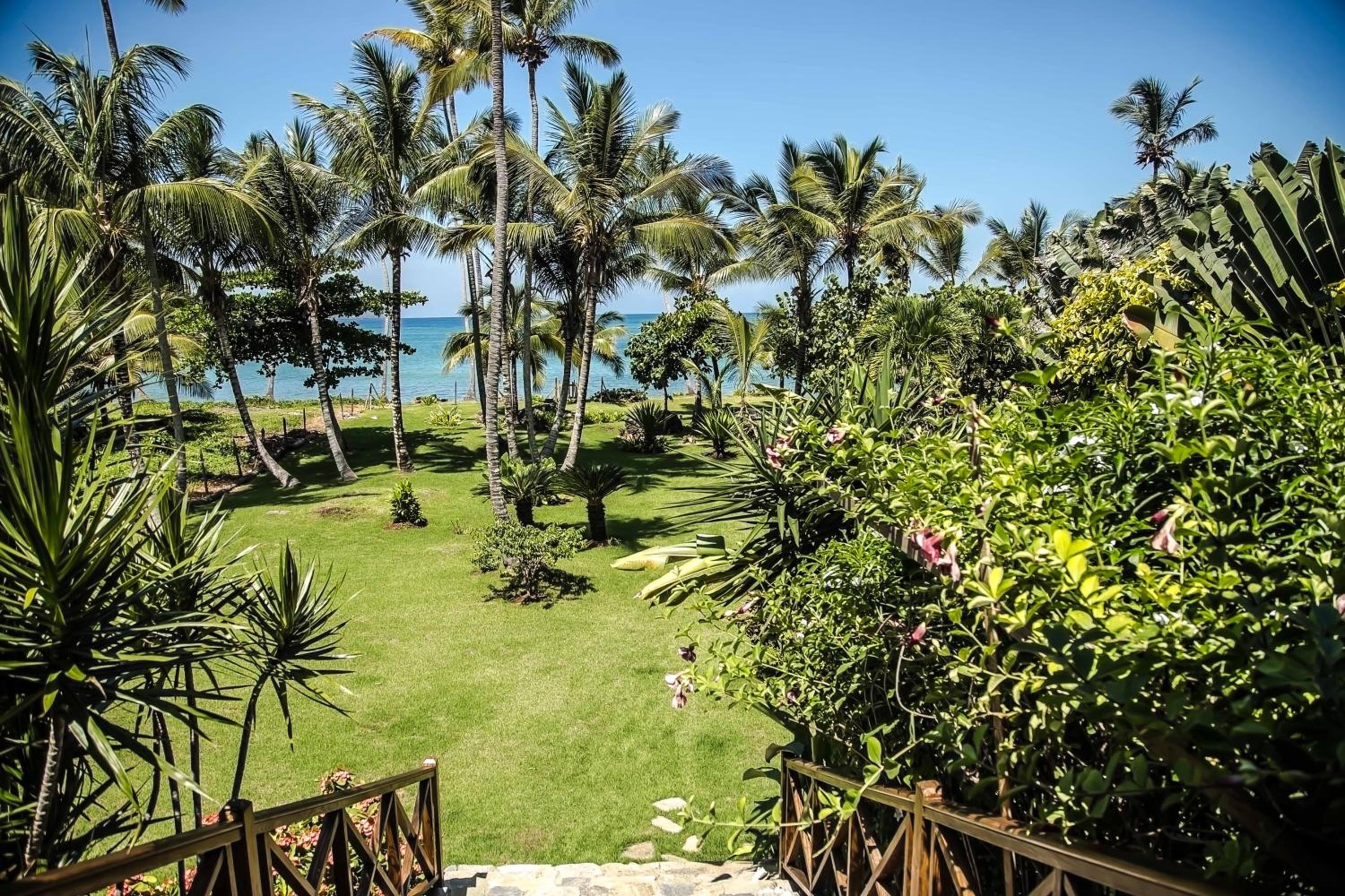 Villa Flamboyan