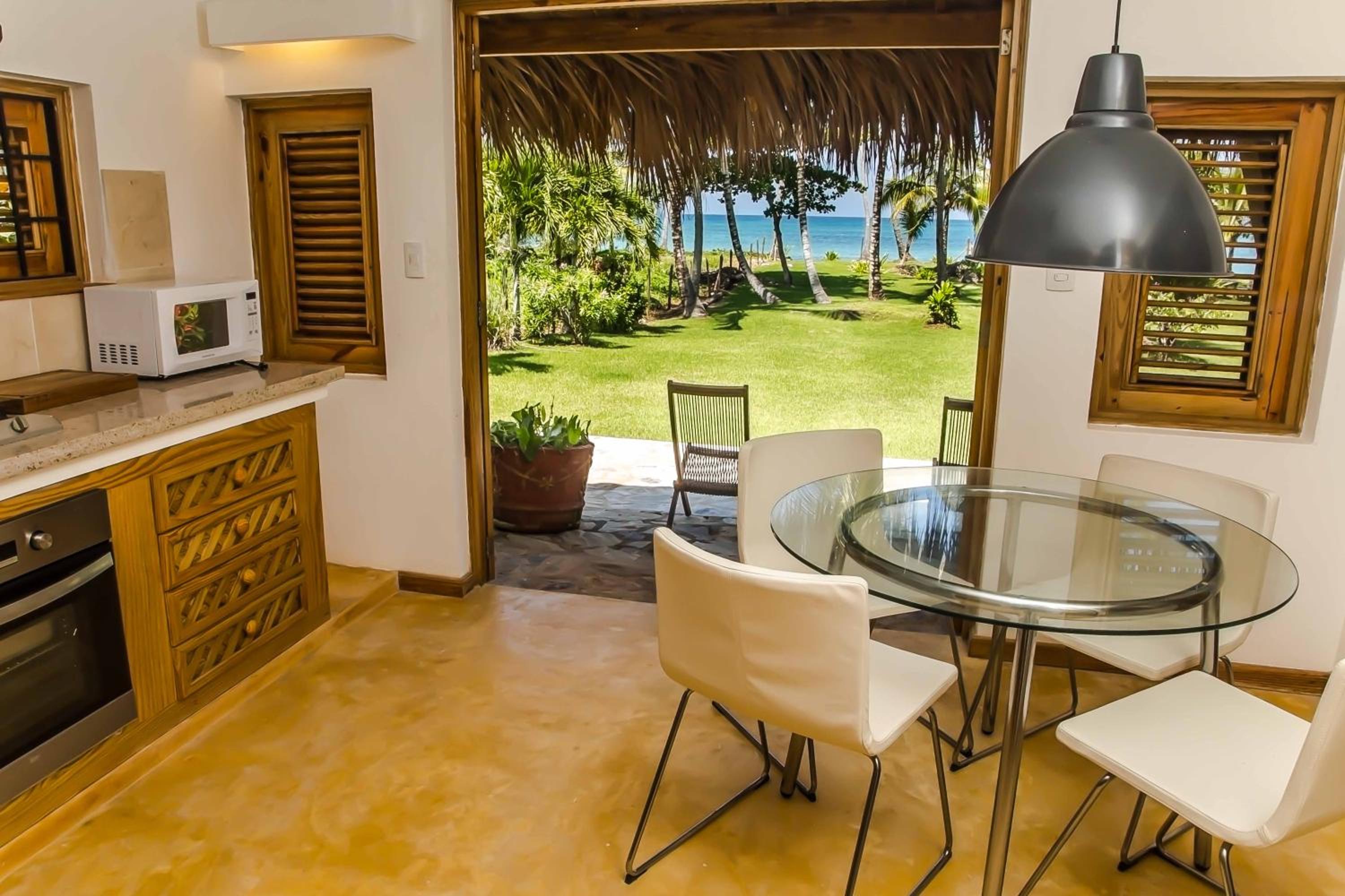 Villa Flamboyan