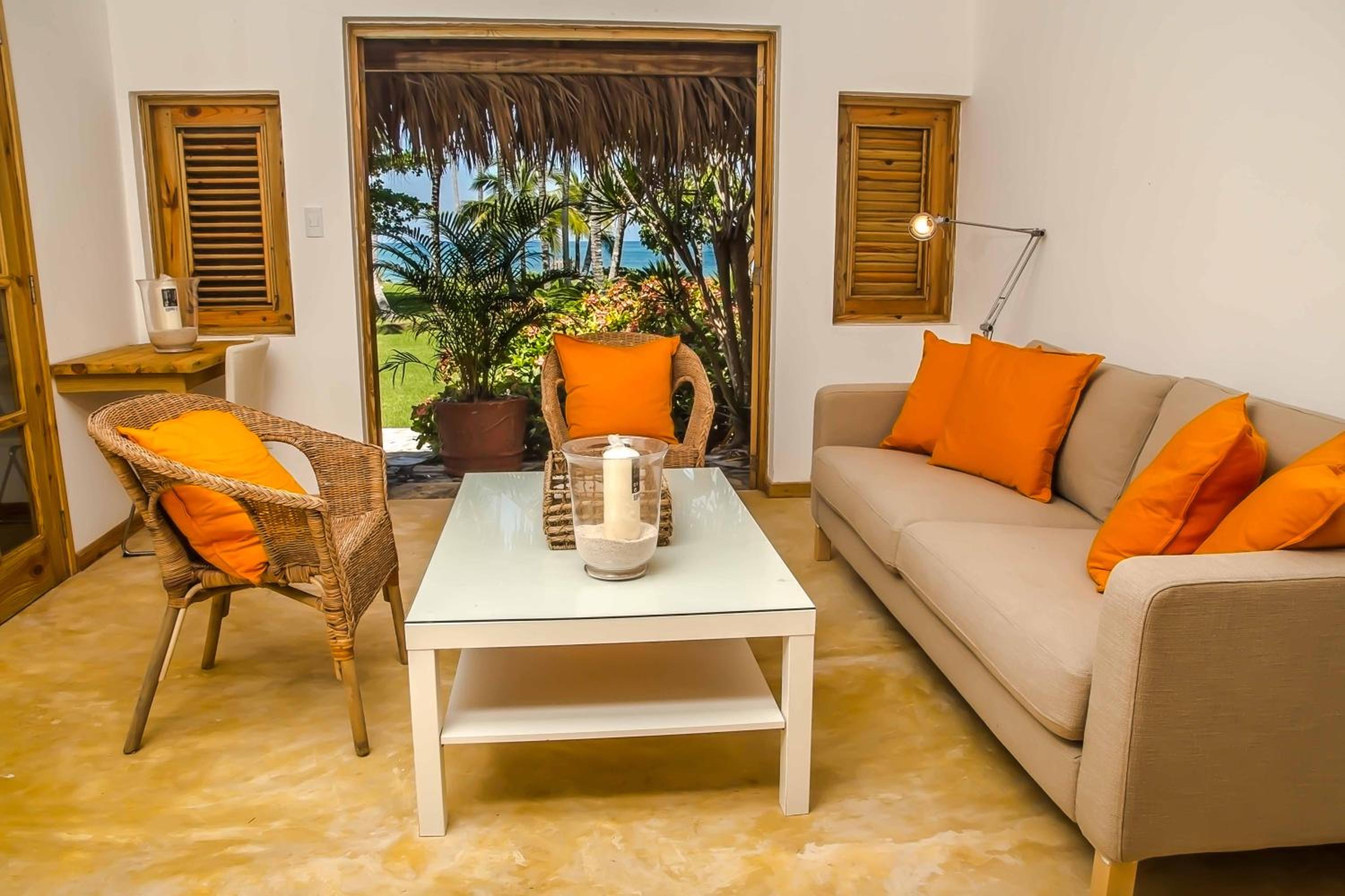 Villa Flamboyan