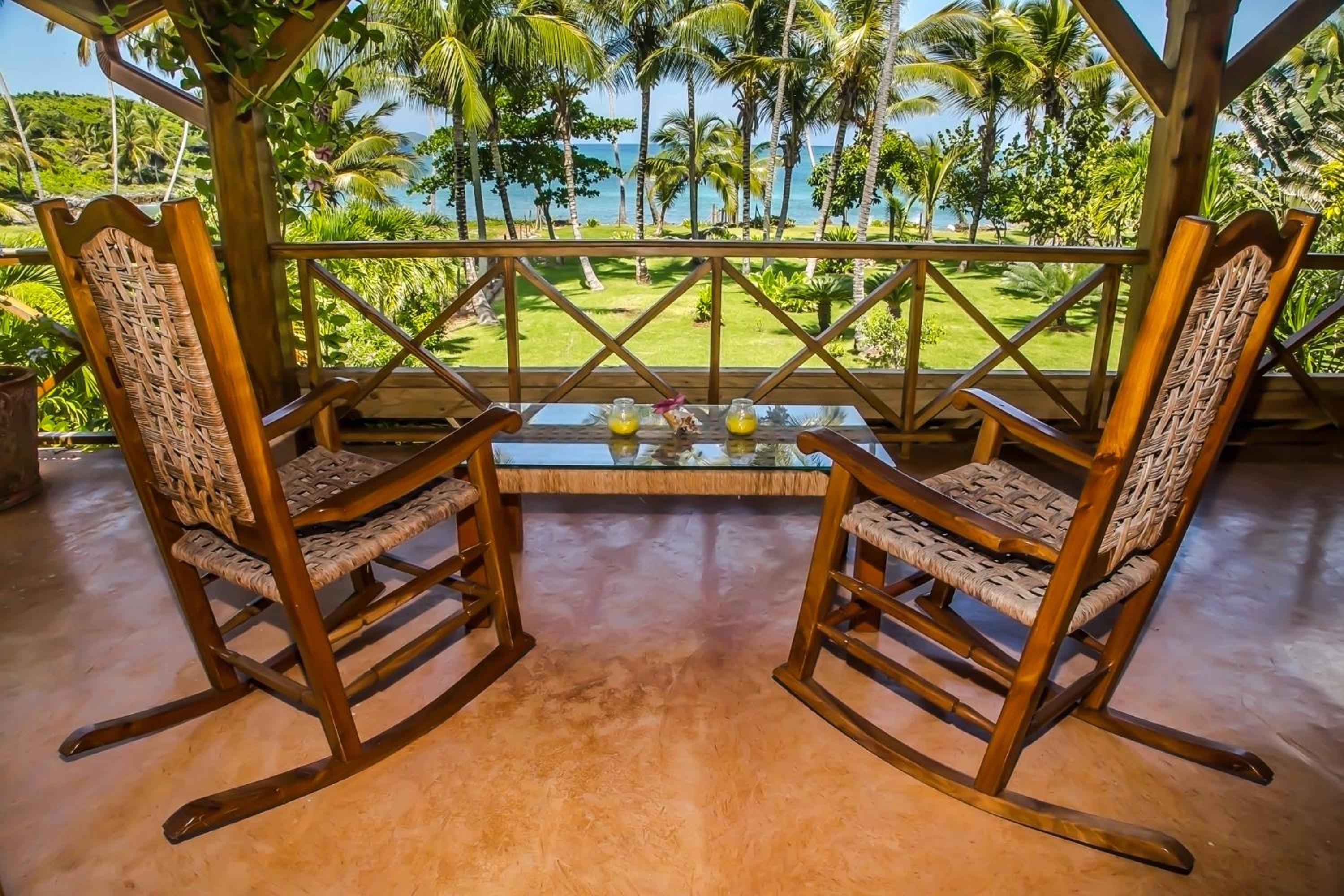 Villa Flamboyan