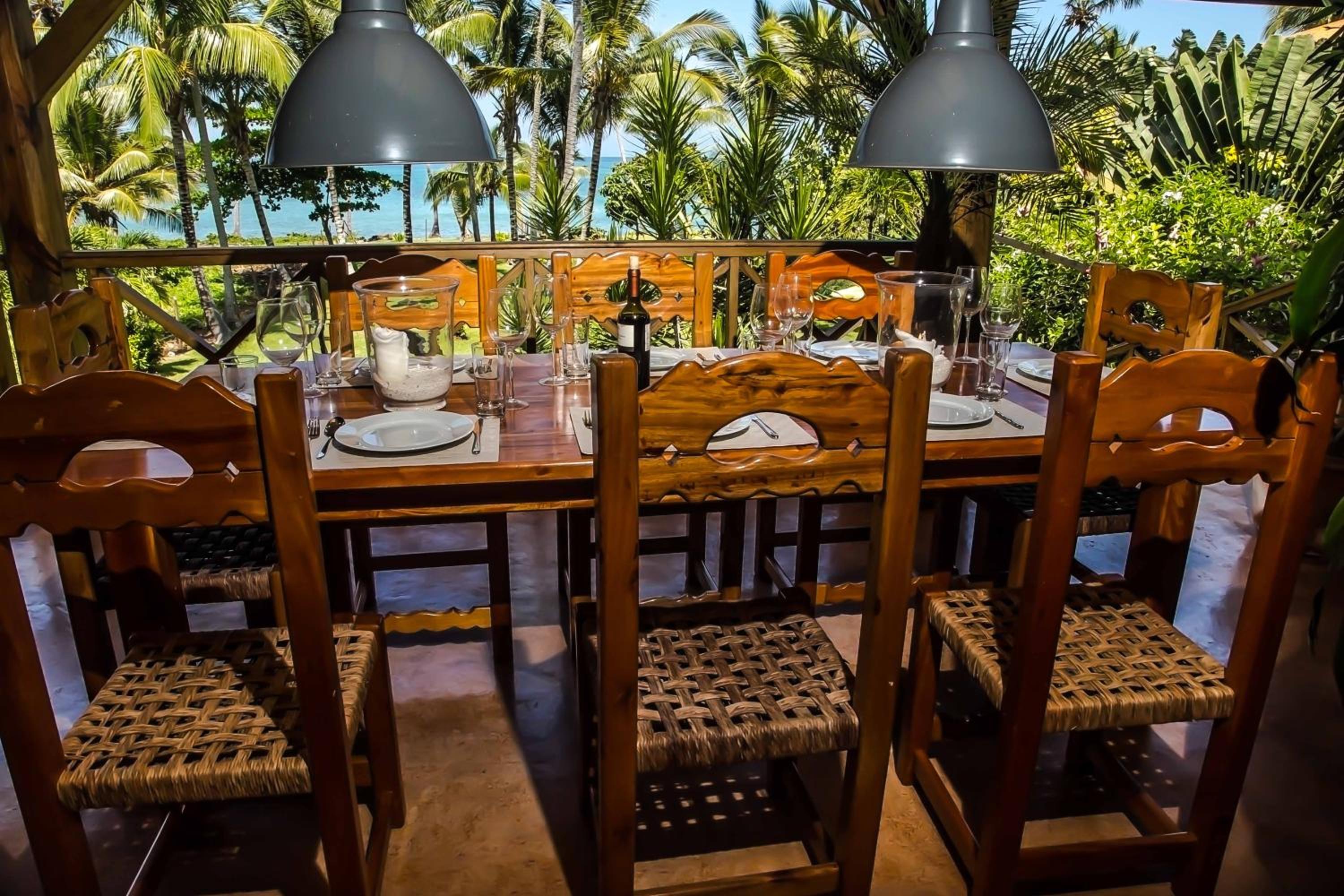 Villa Flamboyan