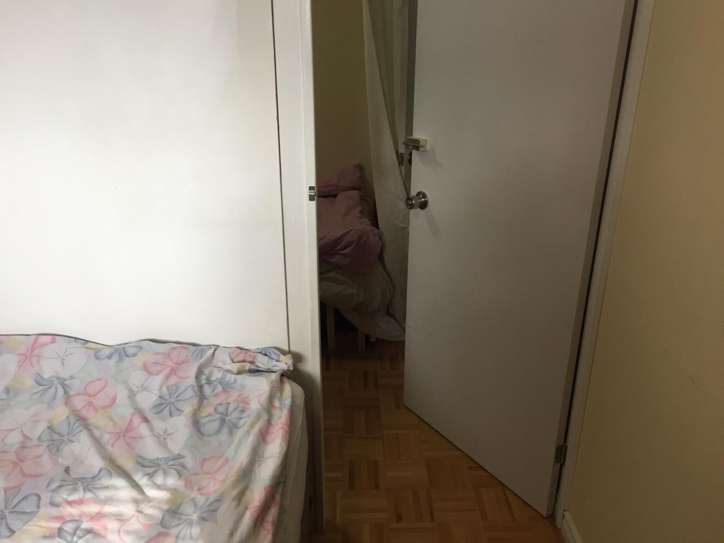 Private Room near Airport