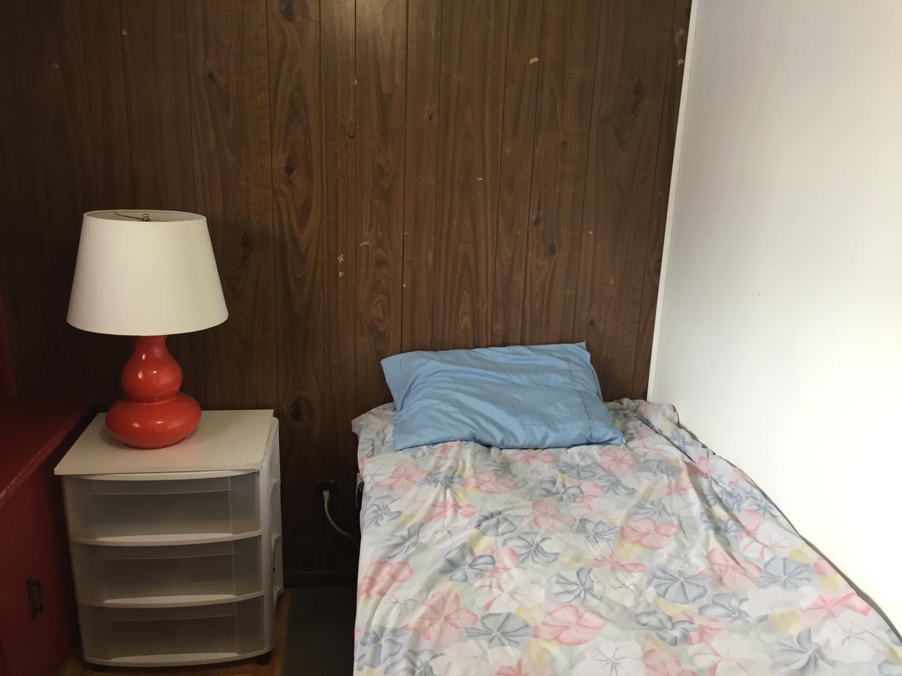 Private Room near Airport