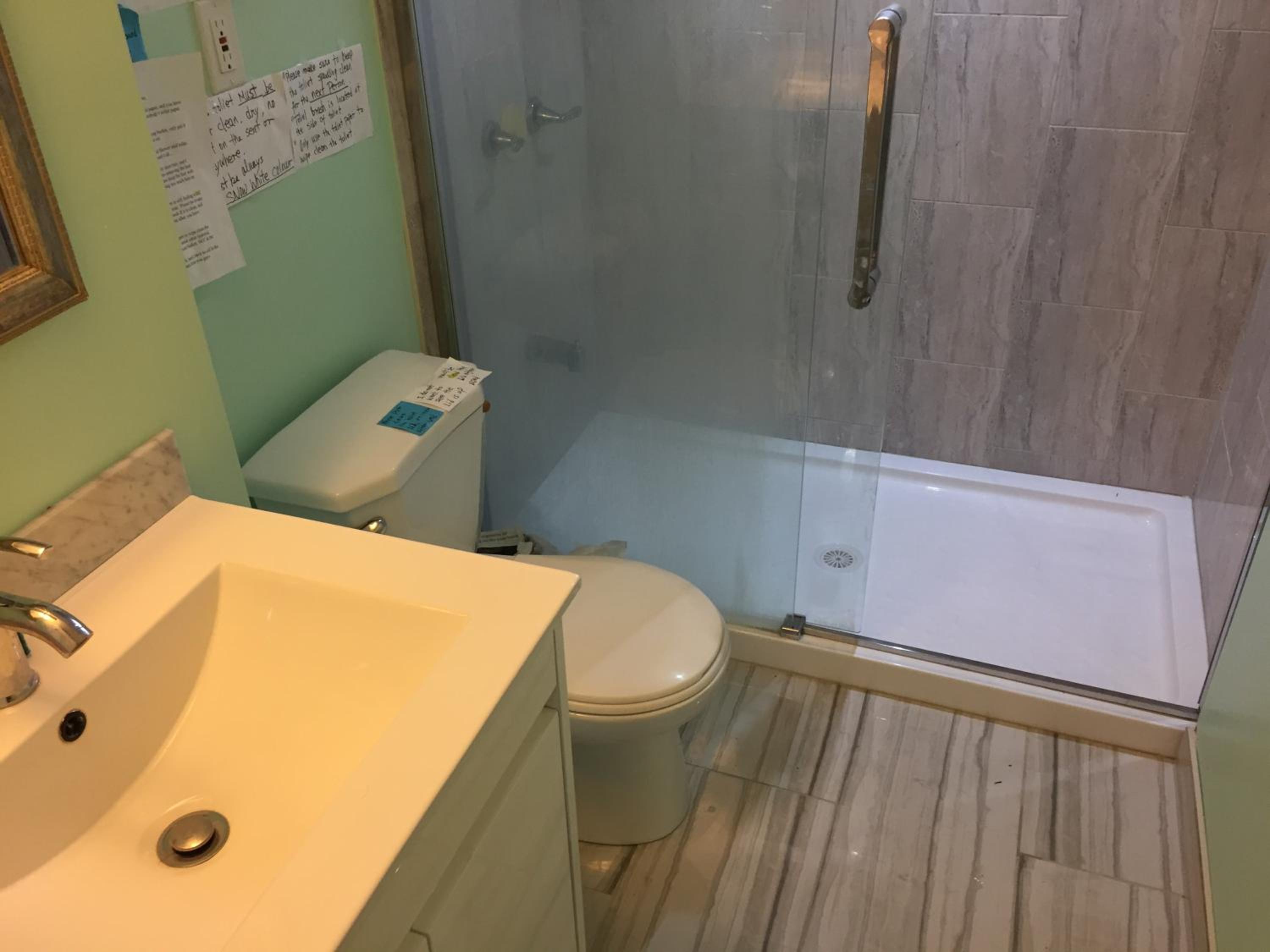 Private Room near Airport