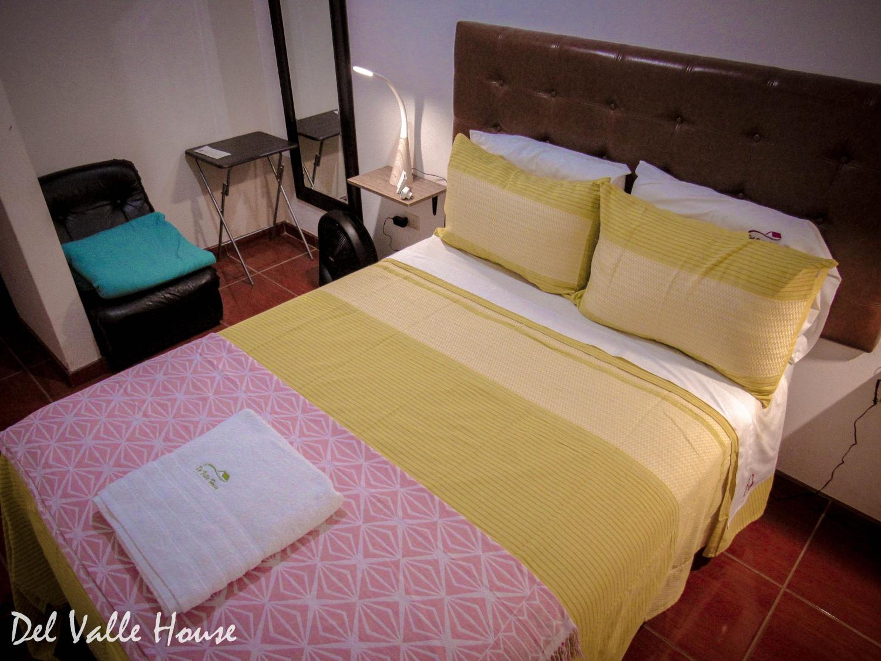 Del Valle House