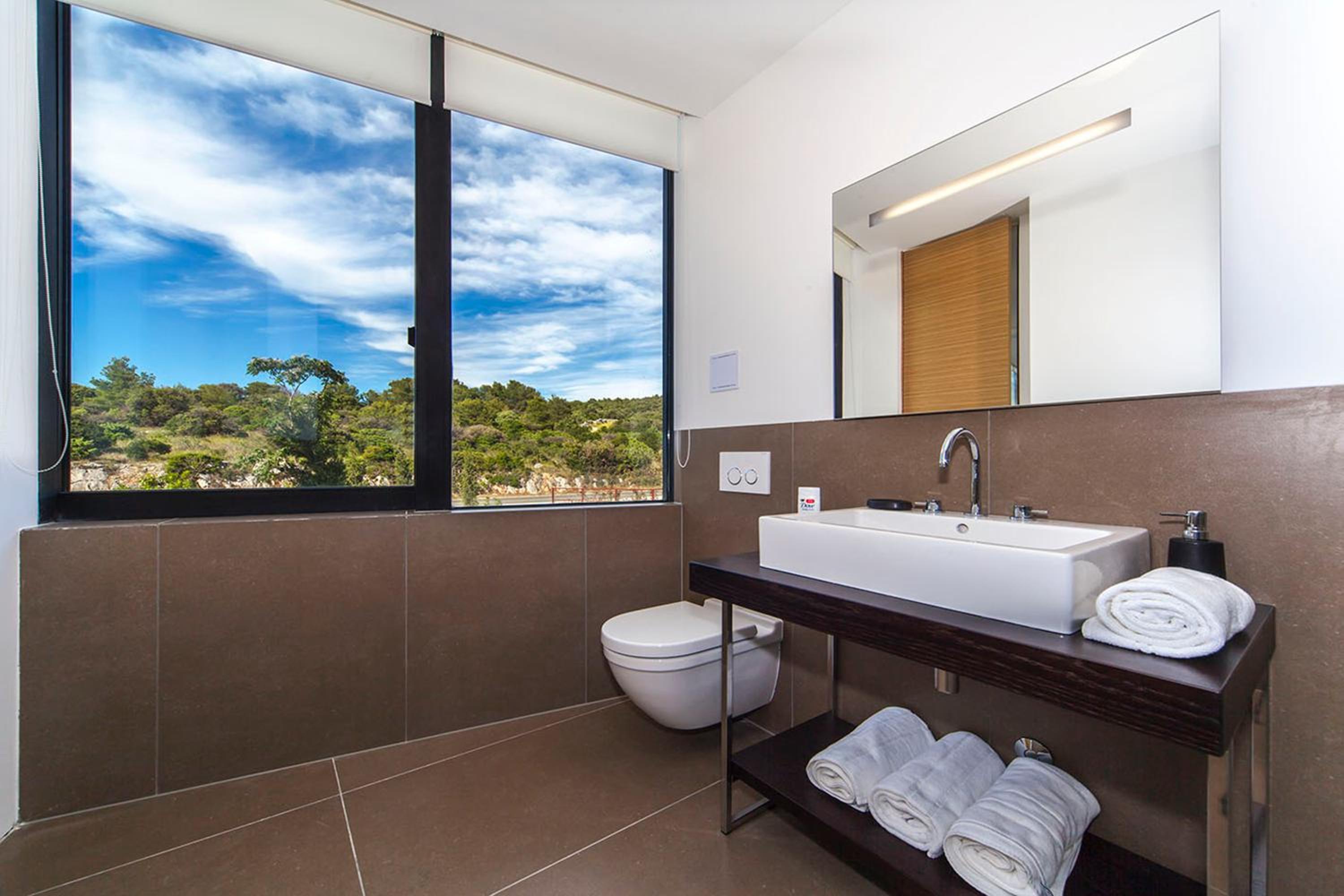 Golden Rays Luxury Villas & Apartments