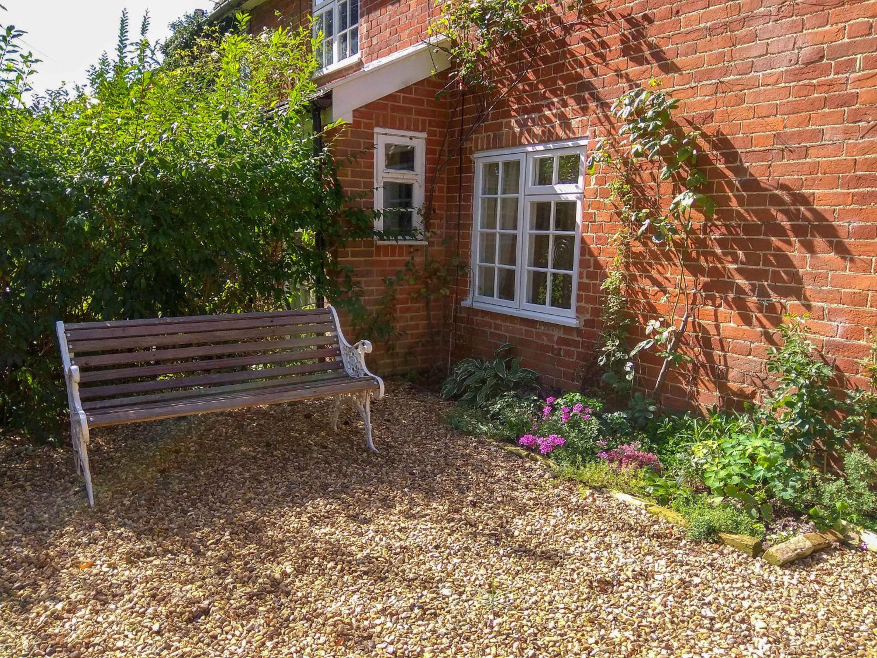 Jasmine Cottage, Kelsale, sleeps 5 - Aldeburgh Coastal Cottages