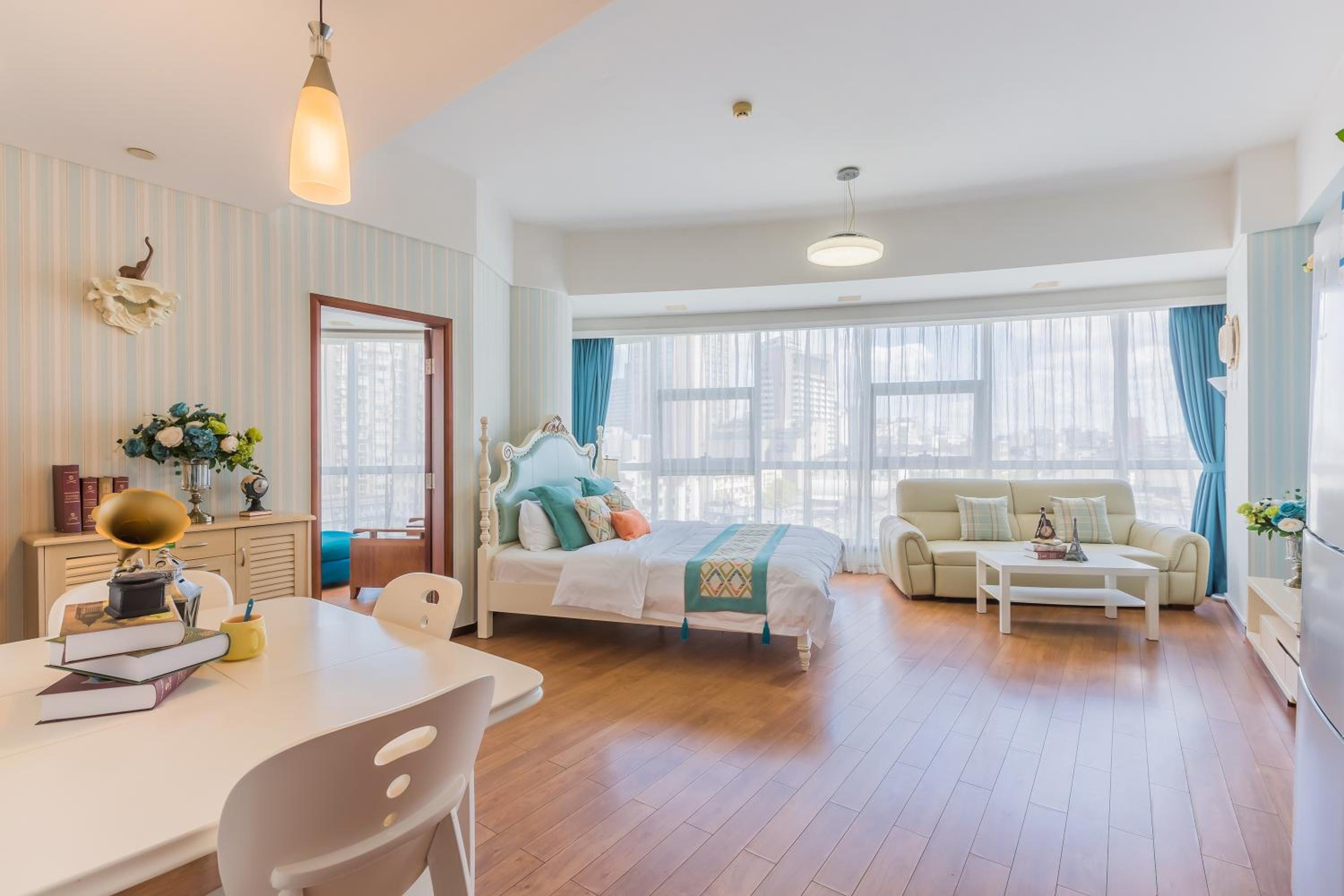 Westlake 7 Service Apartment view 5